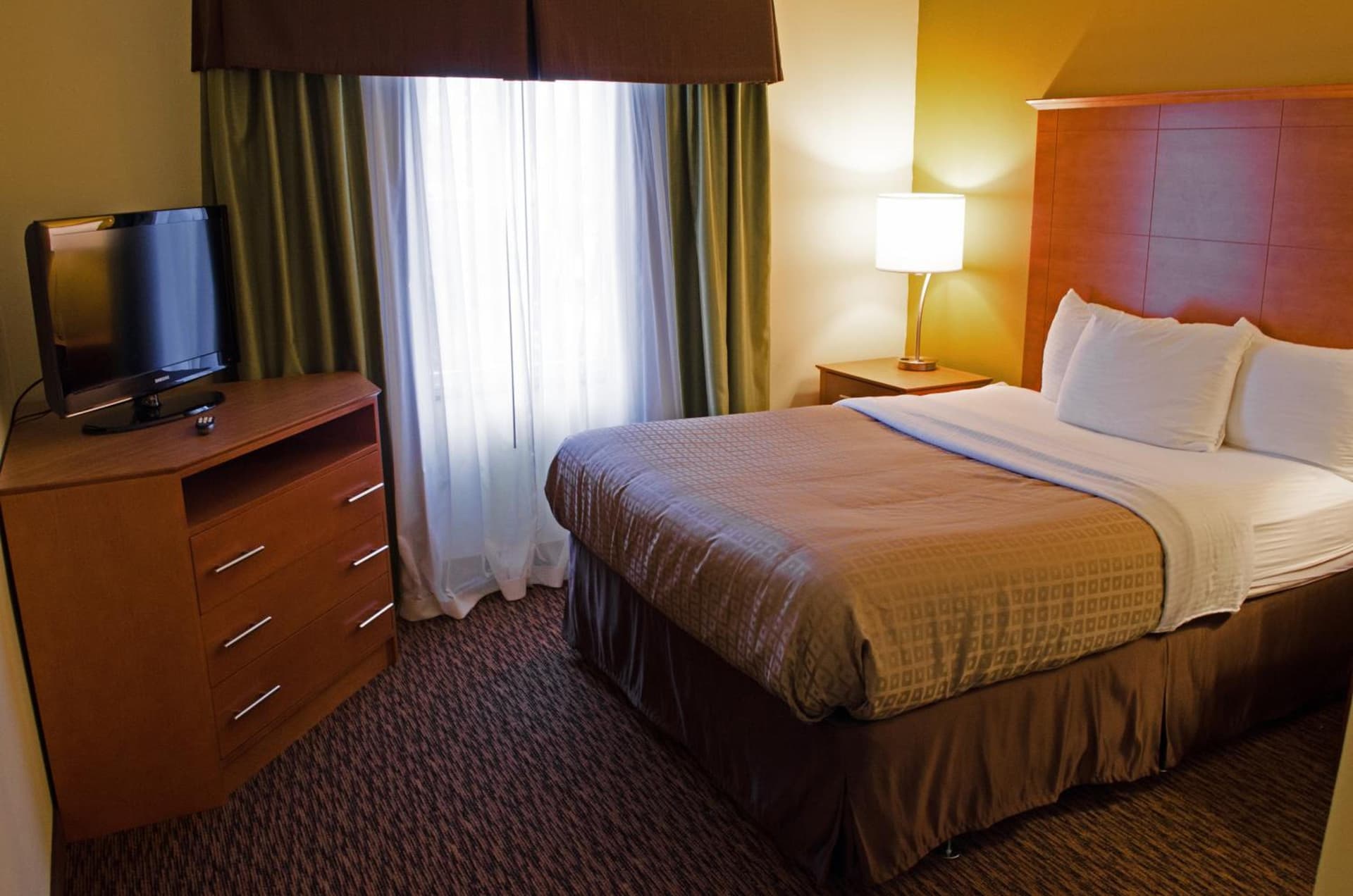 University Hotel & Suites Shippensburg, Trademark by Wyndham gallery photo in Shippensburg, PA — image 33
