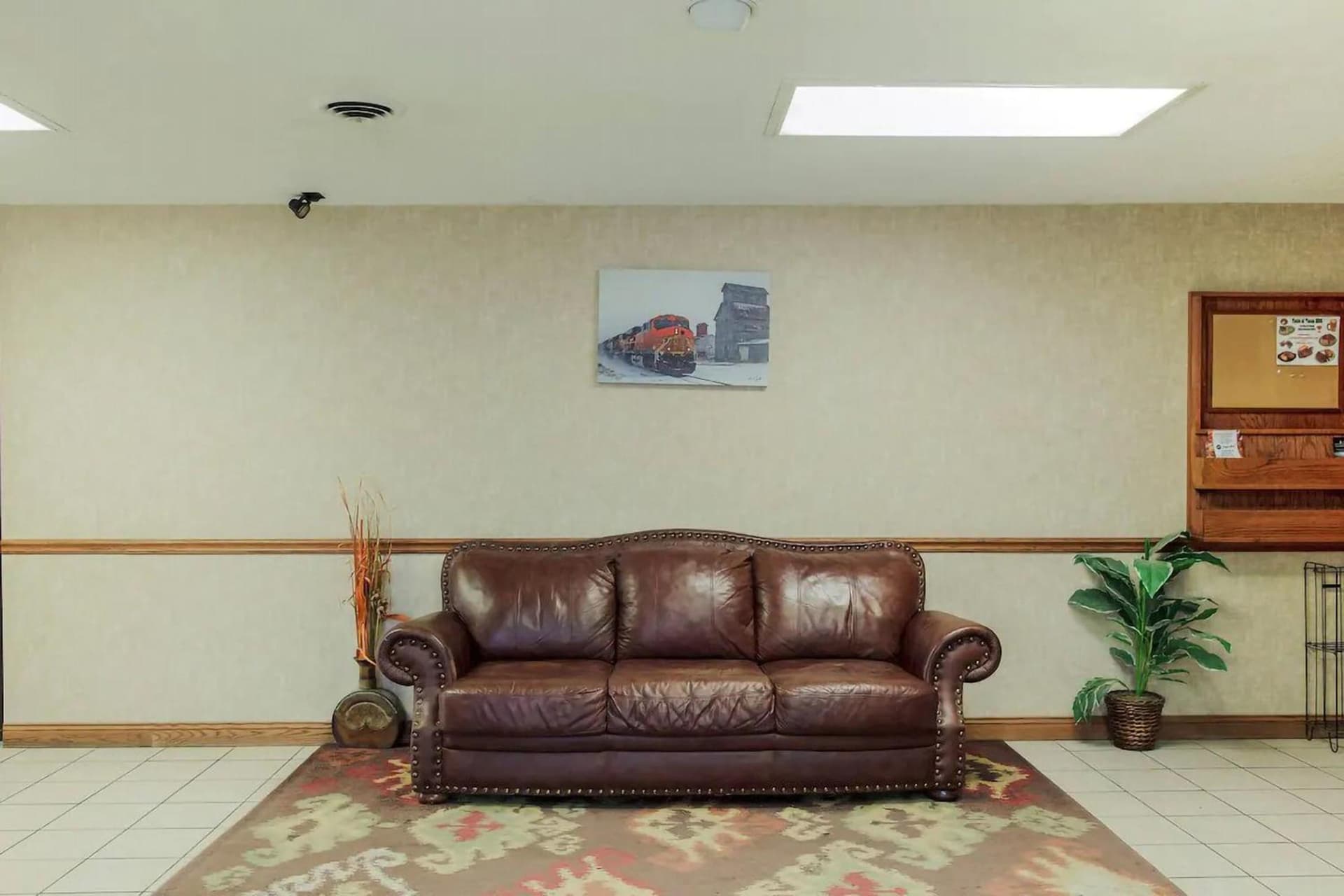 Sky-Palace Inn & Suites McCook property views in McCook, NE — gallery photo 3