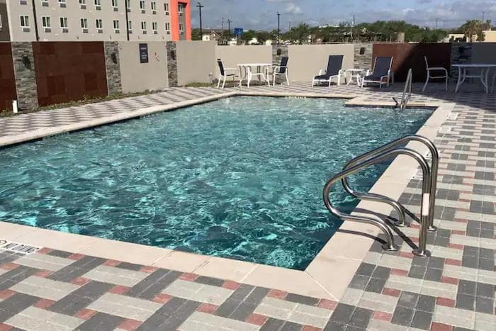 La Quinta Inn & Suites by Wyndham Corpus Christi Southeast gallery photo in Corpus Christi, TX — image 27