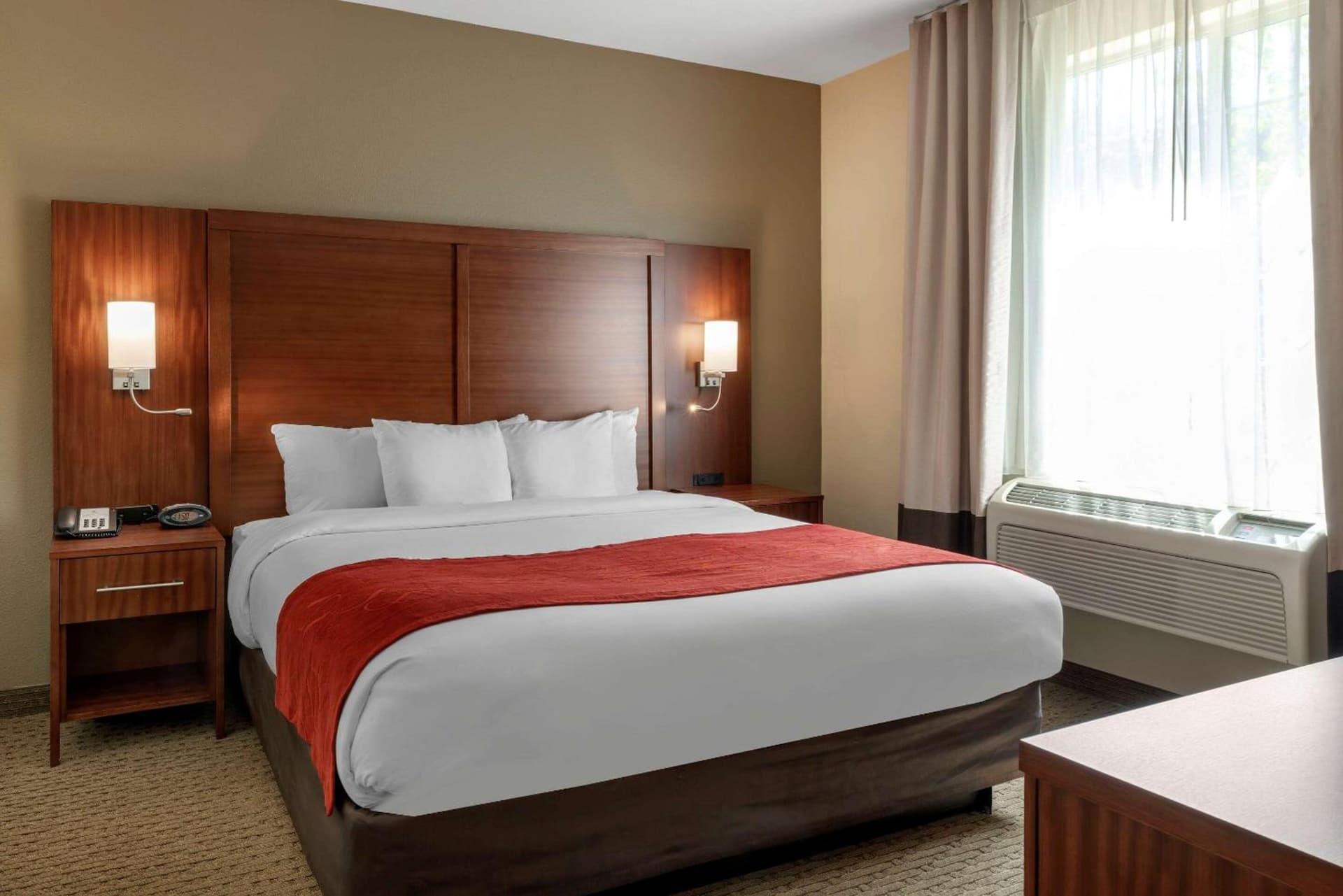 Comfort Suites Eugene University gallery photo in Eugene, OR — image 12