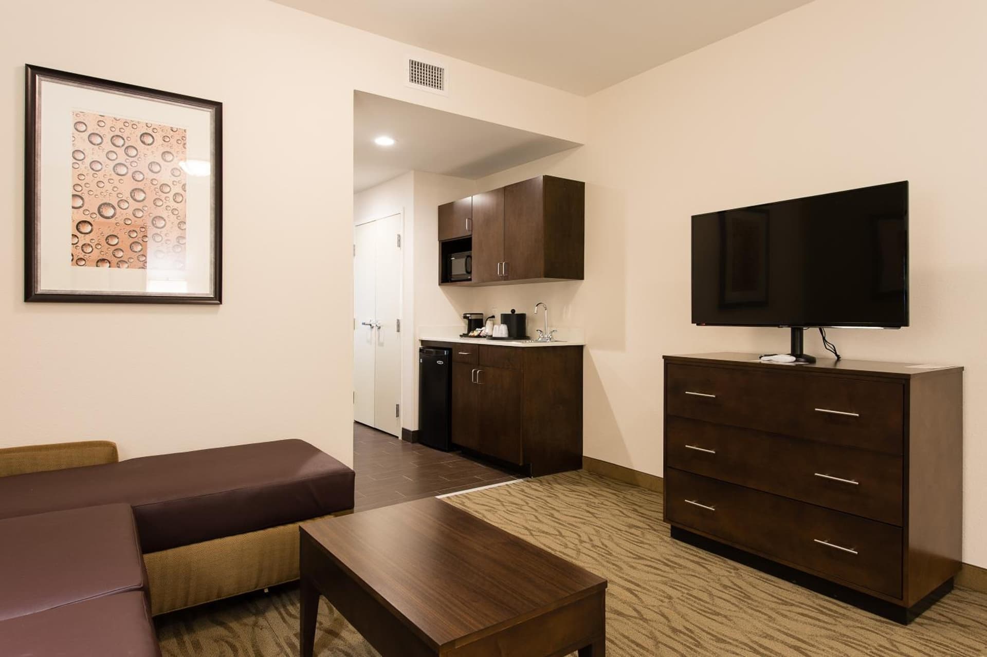 Holiday Inn Express & Suites Aiken by IHG gallery photo in Aiken, SC — image 47