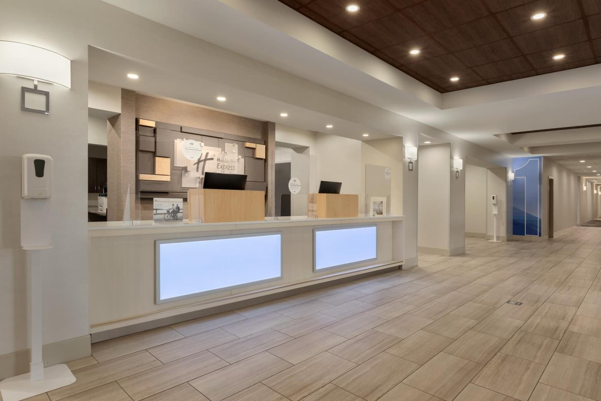 Holiday Inn Express Hotel & Suites Opelika Auburn by IHG gallery photo in Opelika, AL — image 100