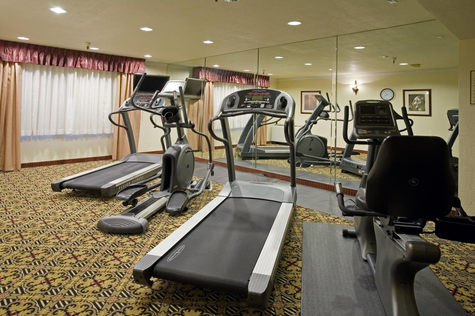 Holiday Inn Rancho Cordova - Northeast Sacramento by IHG gallery photo in Rancho Cordova, CA — image 48