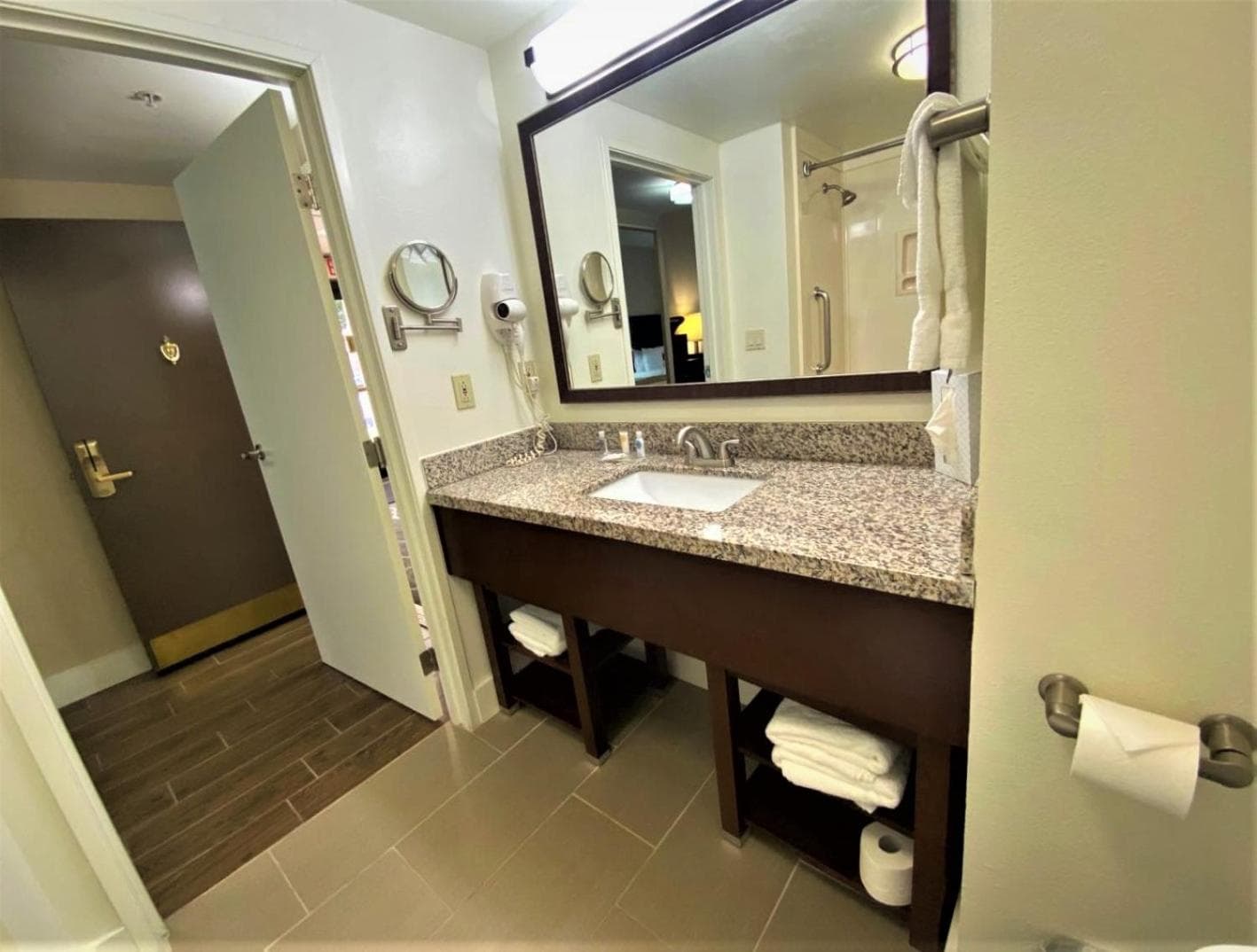 Comfort Suites Tulare Sequoia Gateway gallery photo in Tulare, CA — image 24