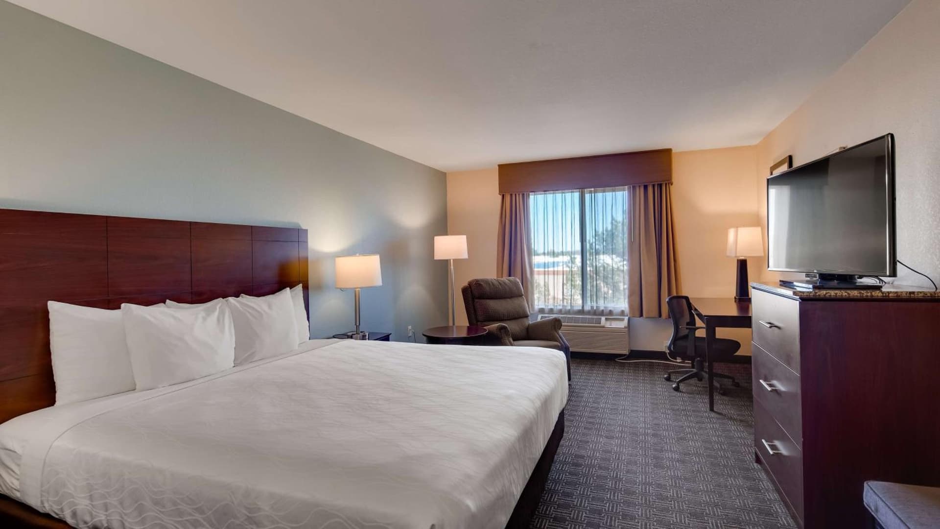 Best Western Plus Gateway Inn & Suites - Aurora gallery photo in Aurora, CO — image 16