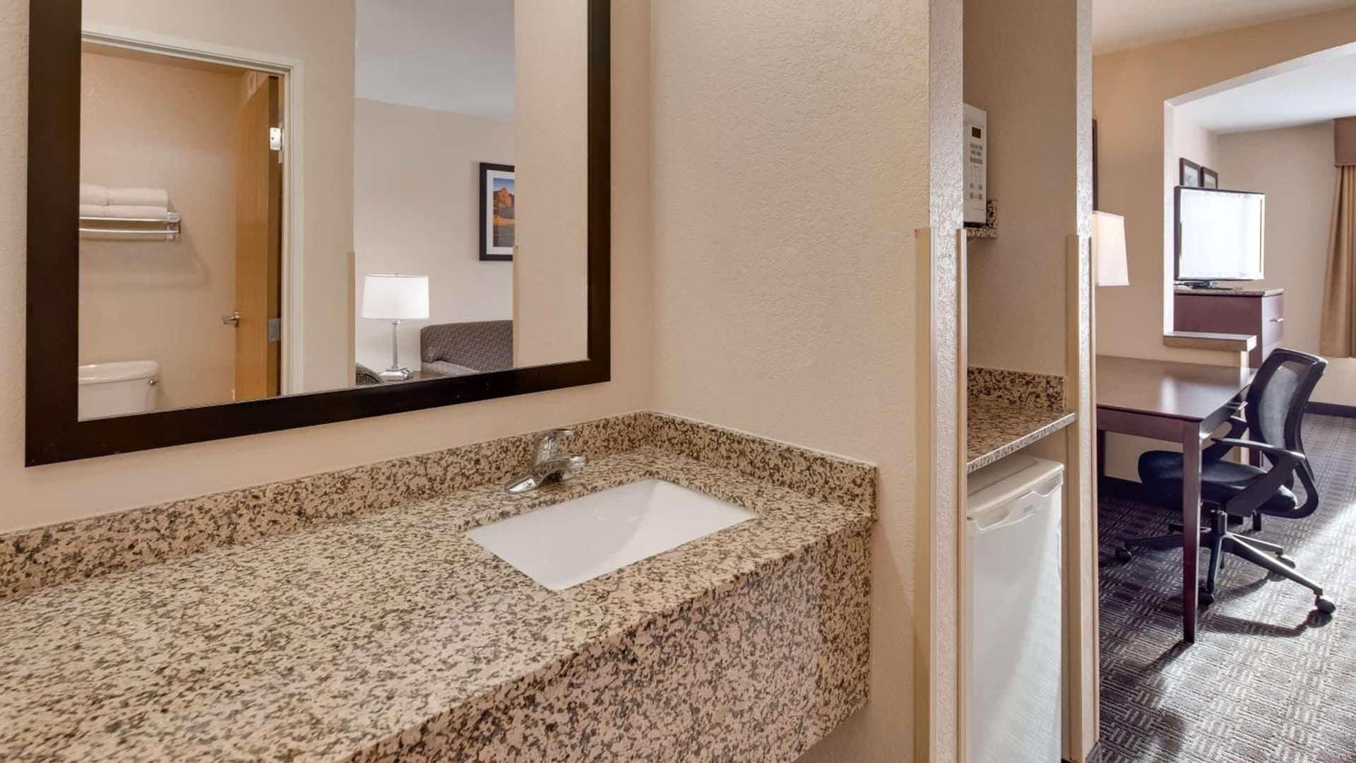 Best Western Plus Gateway Inn & Suites - Aurora gallery photo in Aurora, CO — image 18
