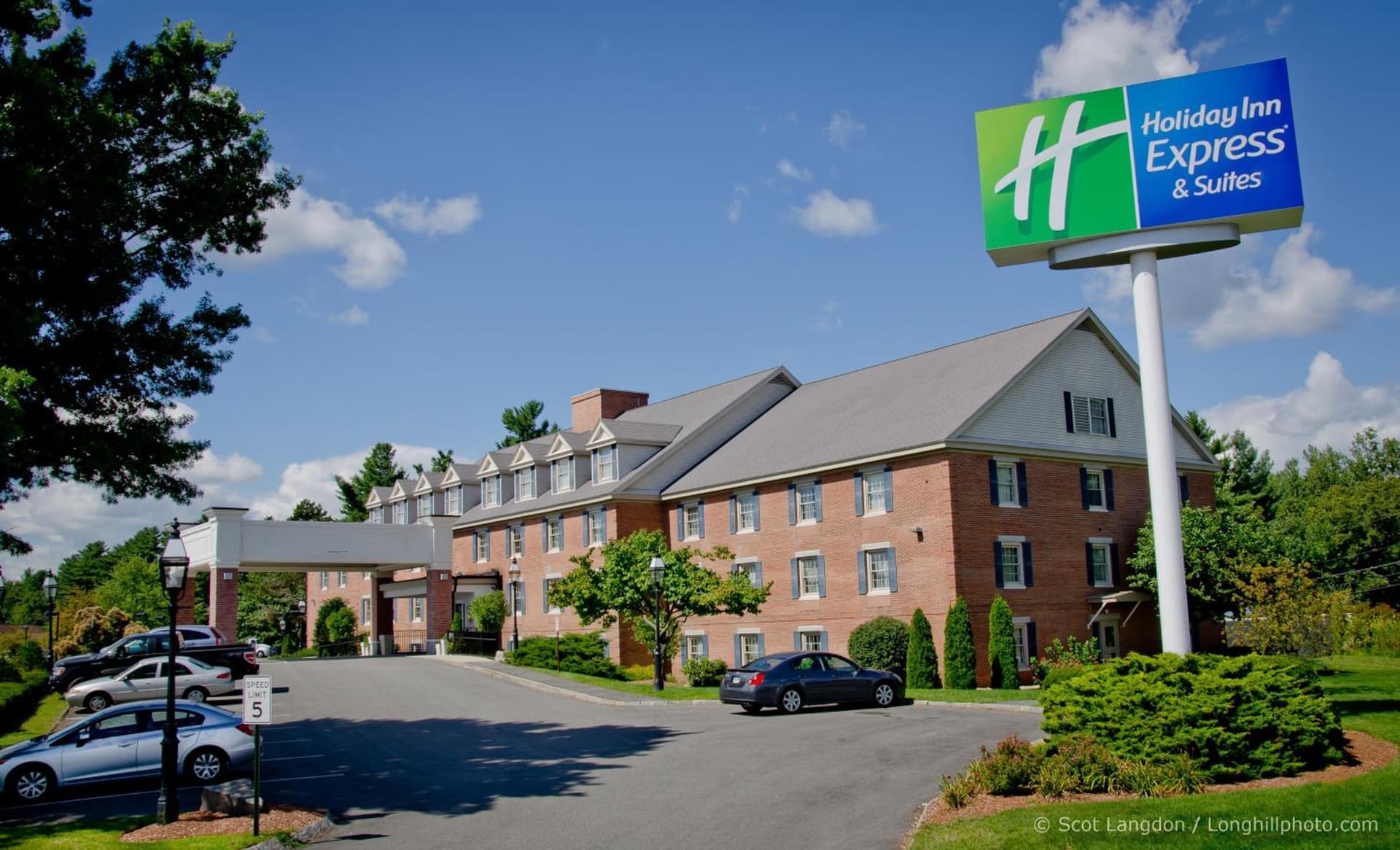 Holiday Inn Express and Suites Merrimack - Nashua by IHG — hotel in Nashua, New Hampshire