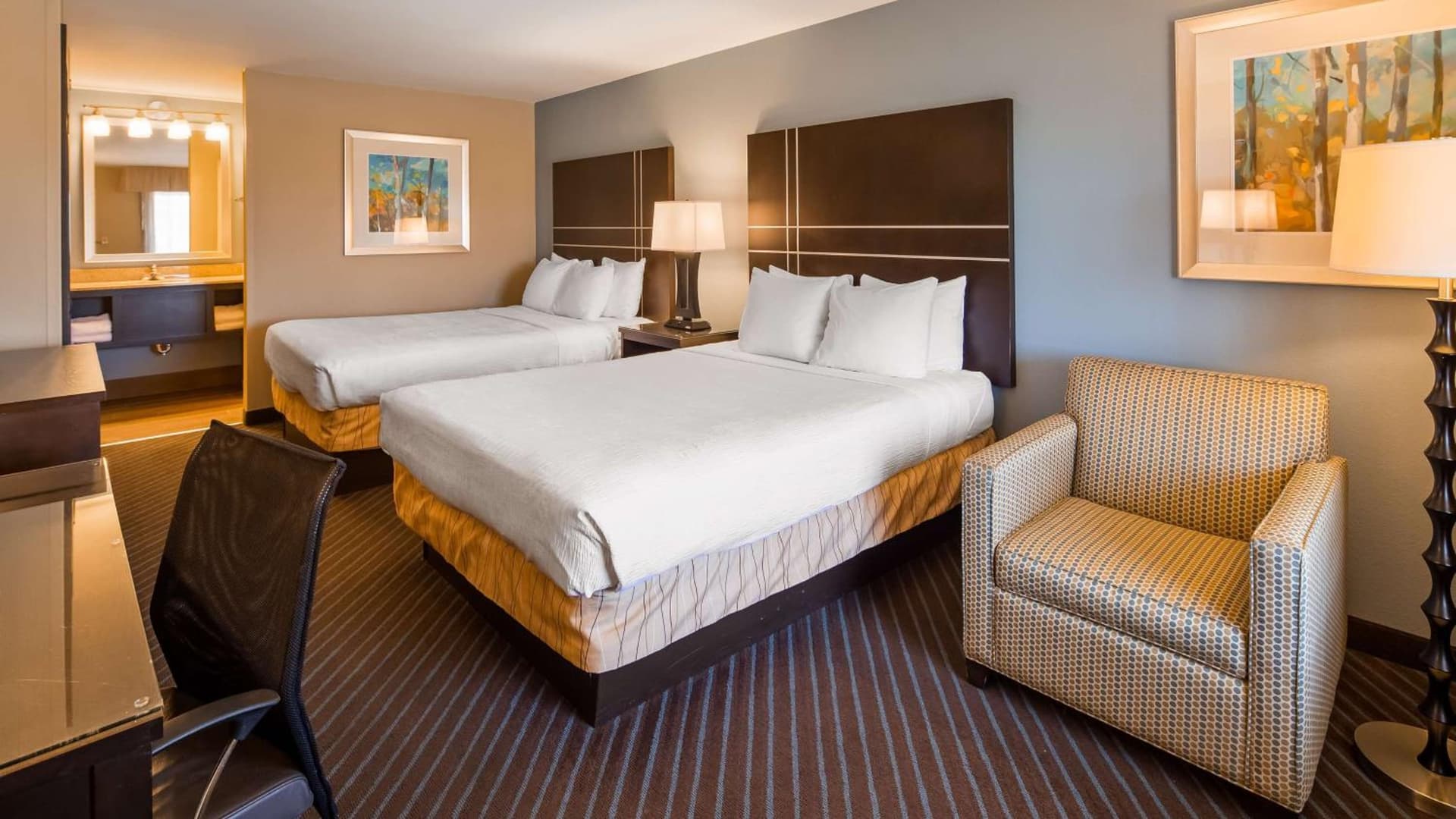 Best Western Newport Inn property views in Newport, TN — gallery photo 3