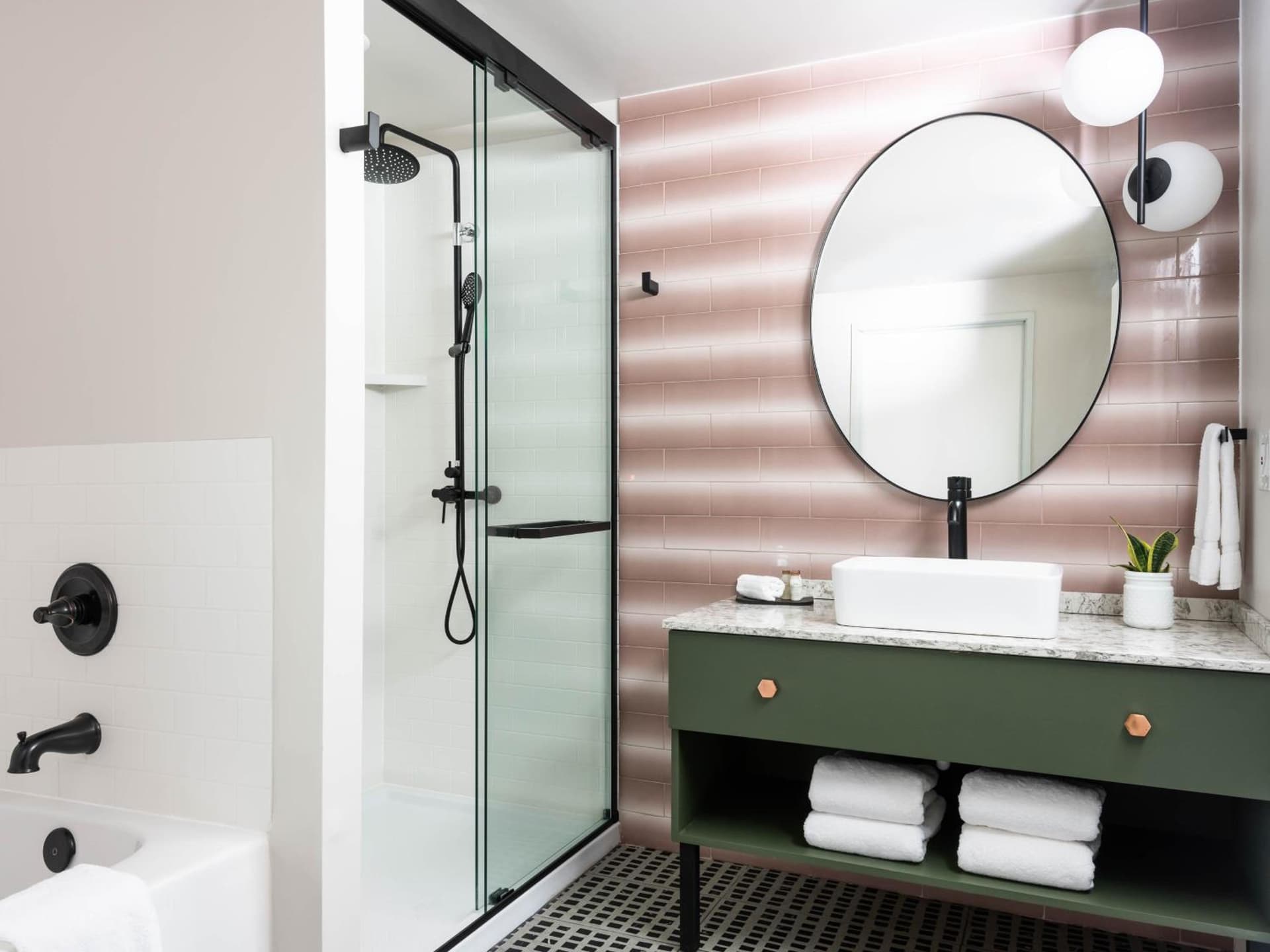 Hotel Indigo Saint Louis Central West End by IHG property views in Saint Louis, MO — gallery photo 3