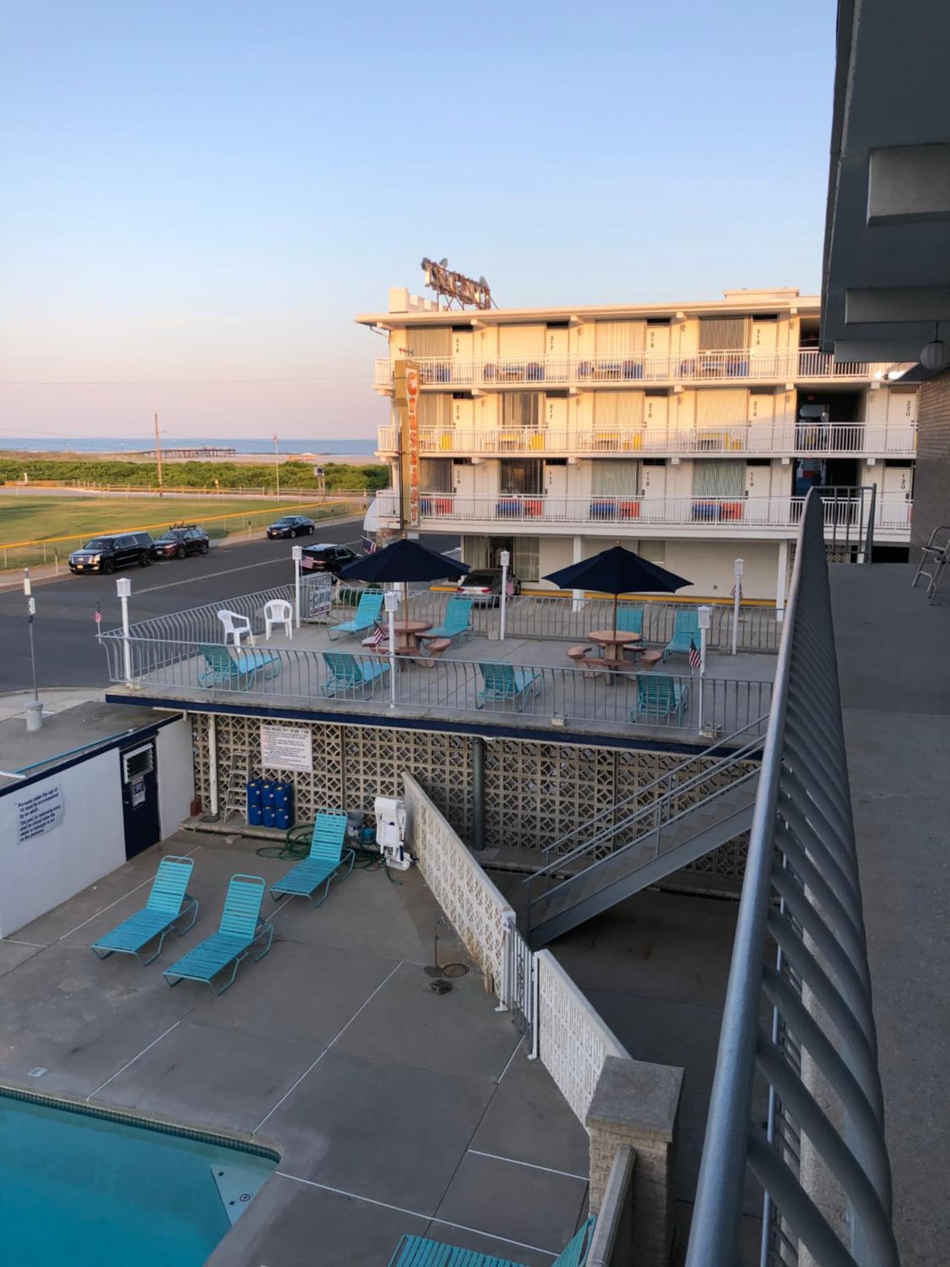 Yankee Clipper Resort Motel interior in Wildwood Crest, NJ — gallery photo 2