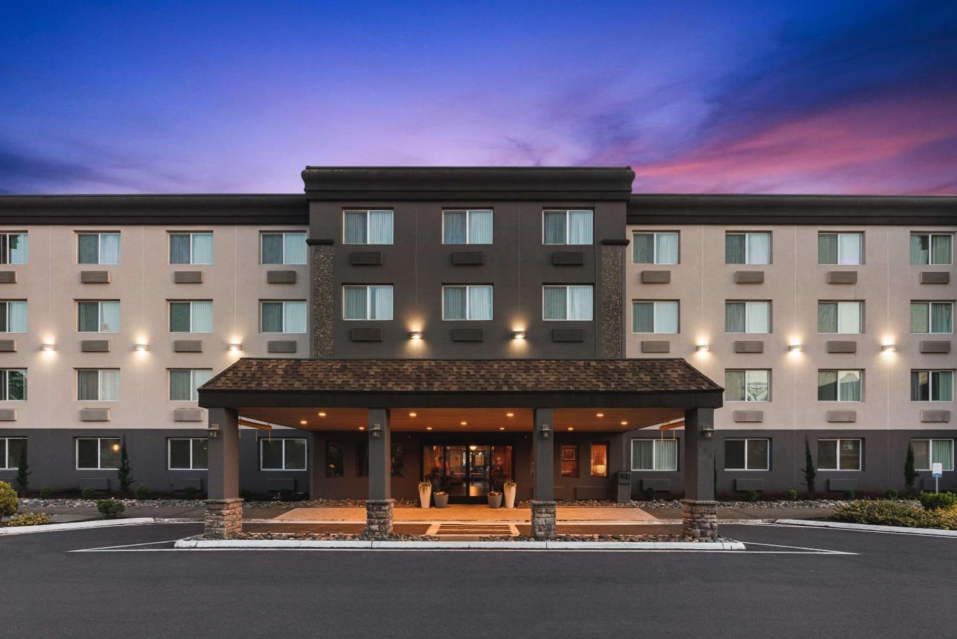 Comfort Inn & Suites Vancouver Downtown City Center gallery photo in Vancouver, WA — image 15