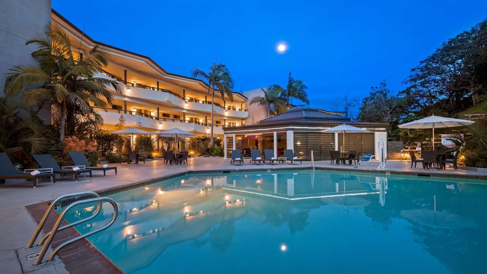 The Encinitan Hotel & Suites interior in Encinitas, CA — gallery photo 2