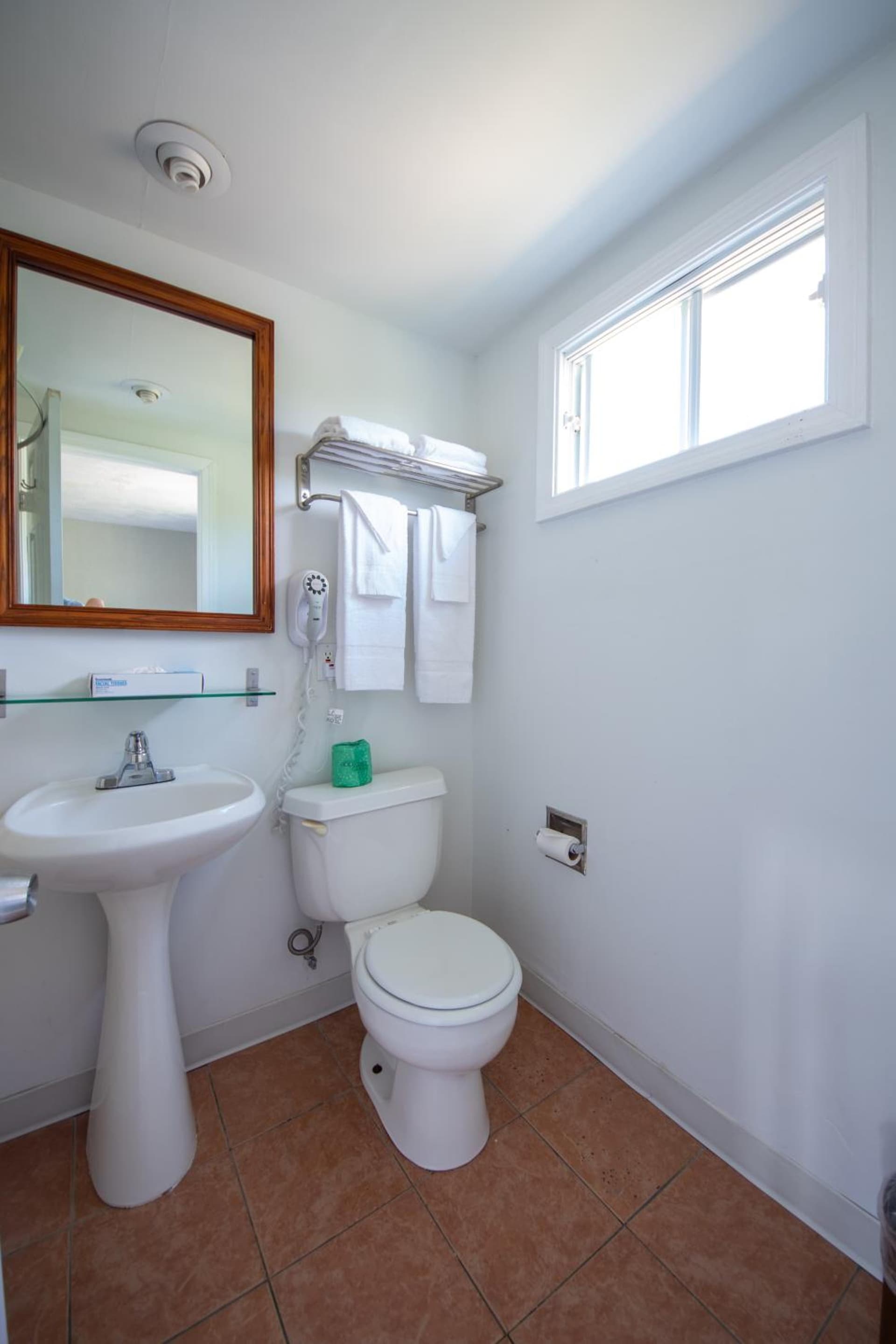 Cape Sands Inn gallery photo in West Yarmouth, MA — image 34