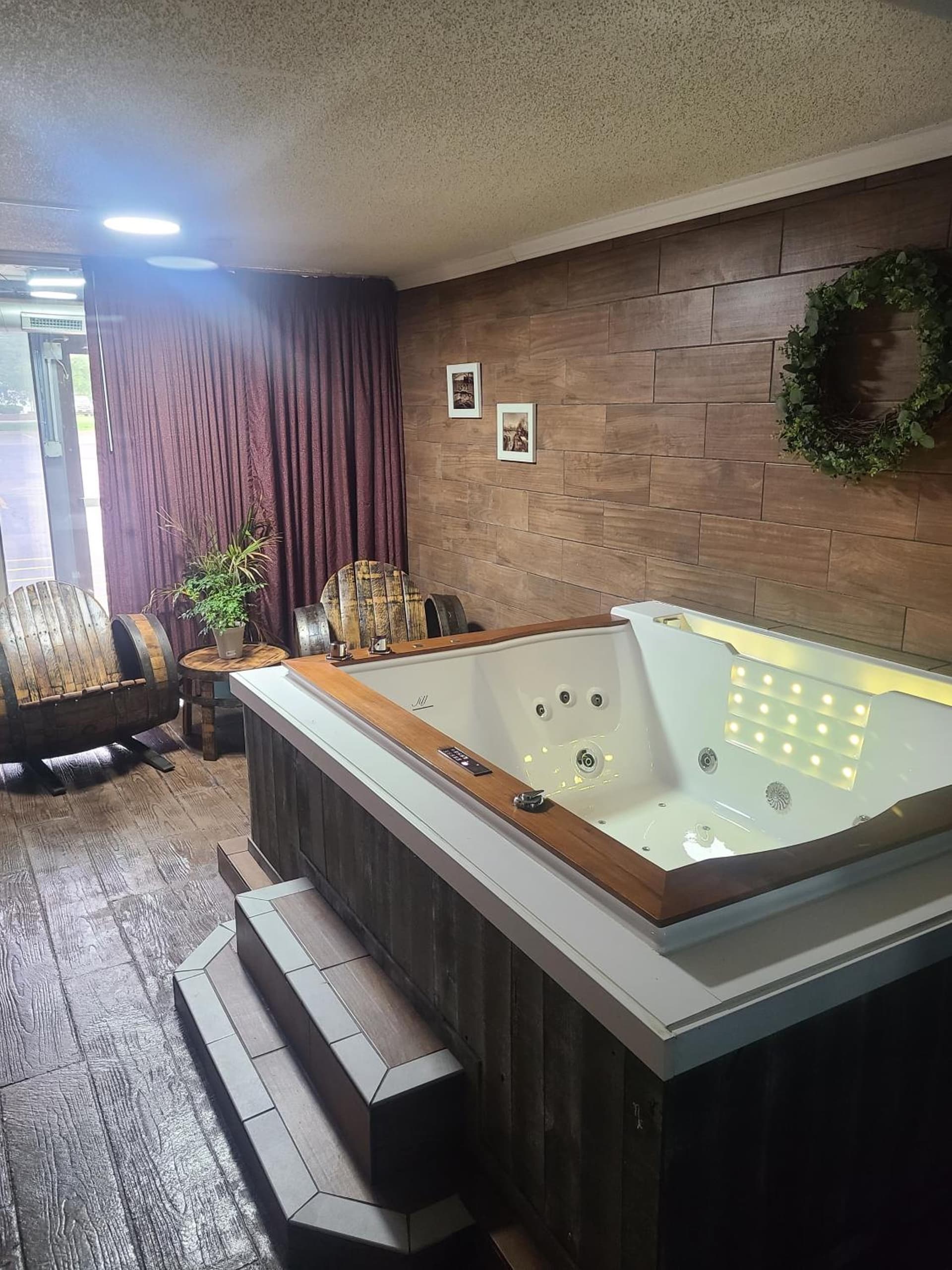 Route 66 Hotel, Southern View, Illinois property views in Springfield, IL — gallery photo 3