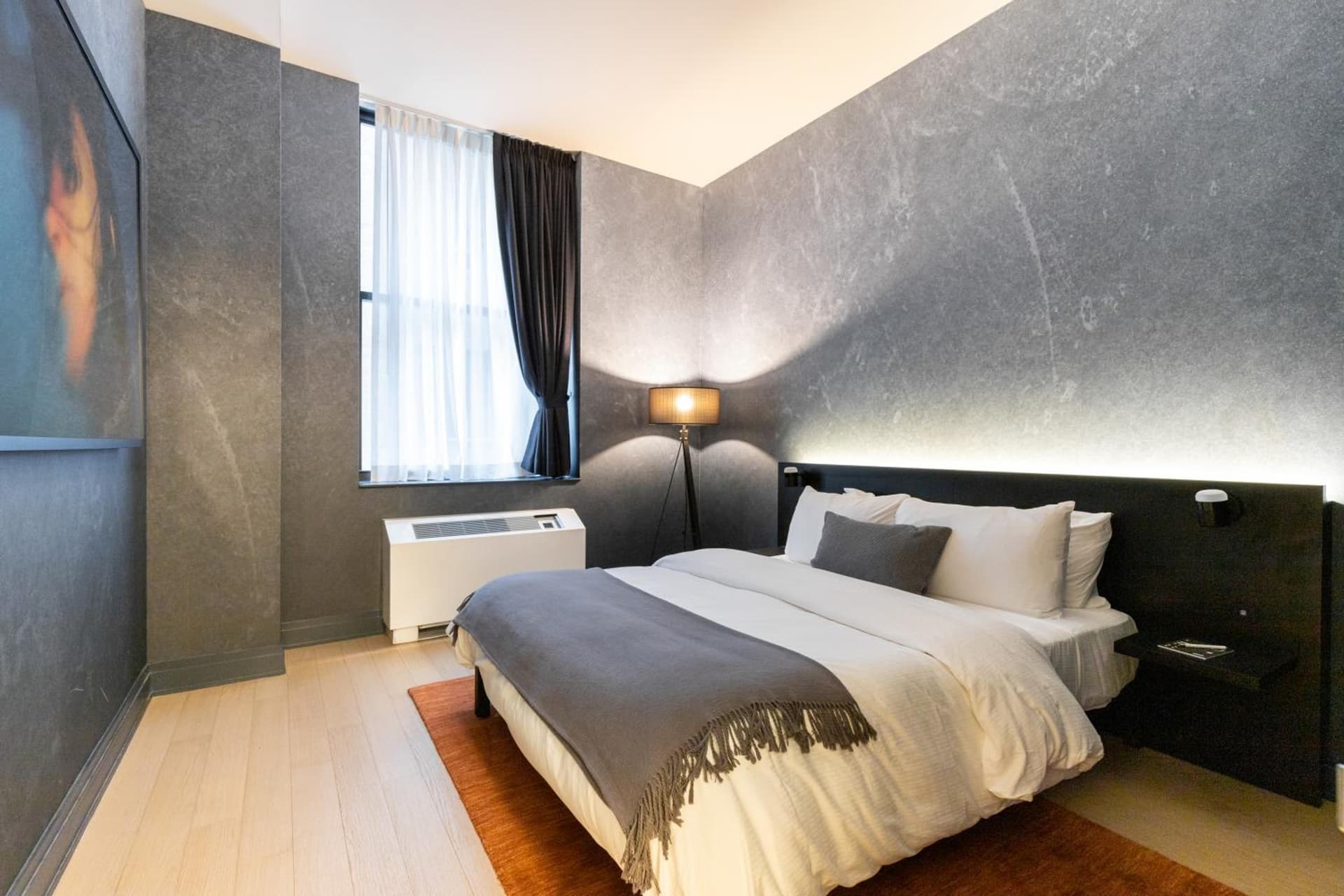 Mint House 70 Pine by Kasa gallery photo in New York, NY — image 28