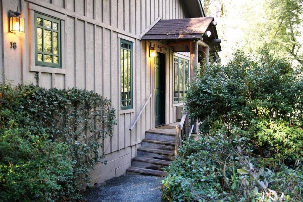 Weasku Inn gallery photo in Grants Pass, OR — image 94