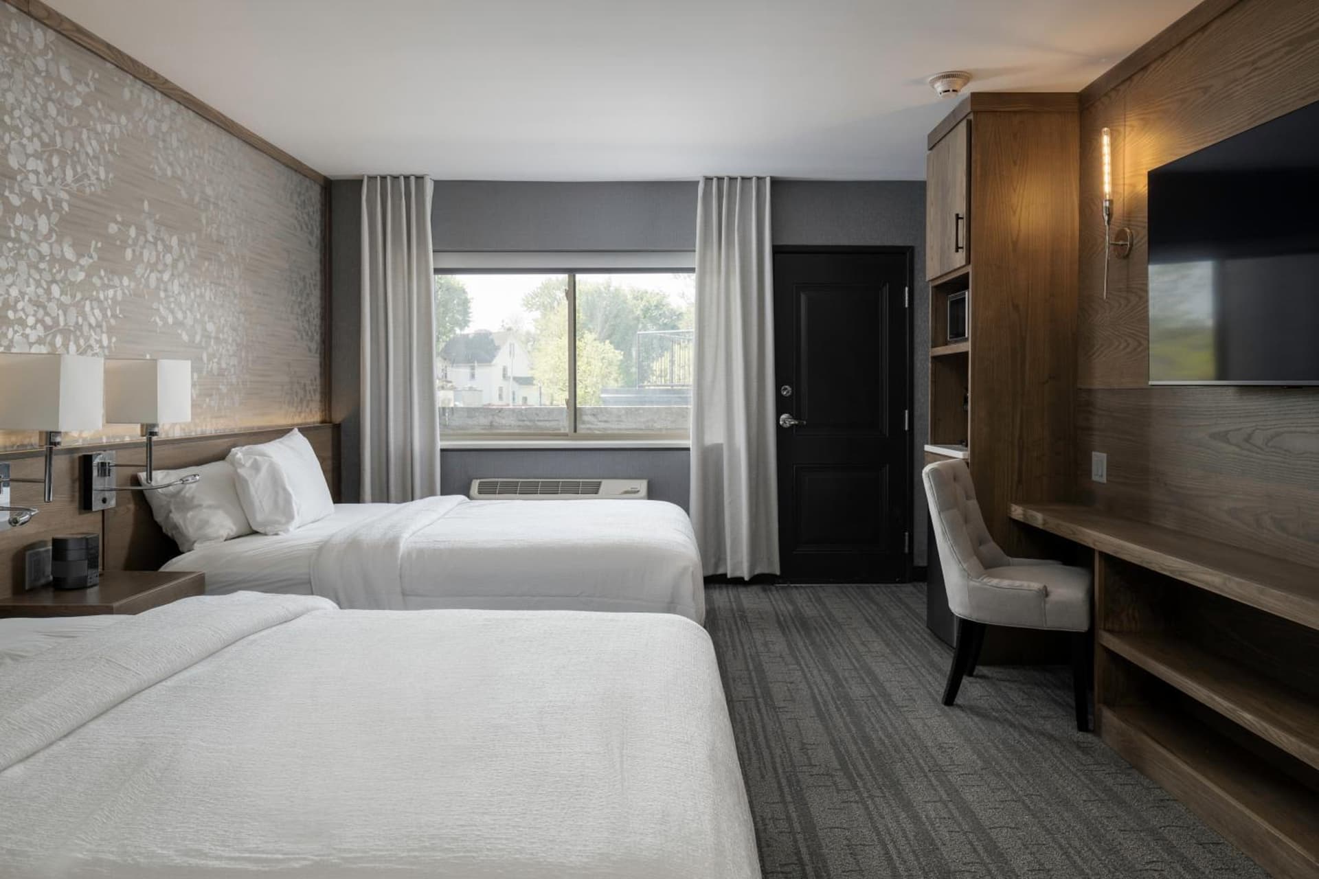 voco Niagara Falls - The Cadence by IHG property views in Niagara Falls, NY — gallery photo 3