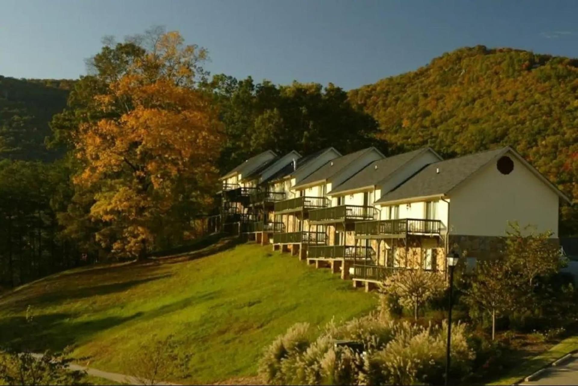 Kingwood Resort & Golf Club property views in Clayton, GA — gallery photo 3