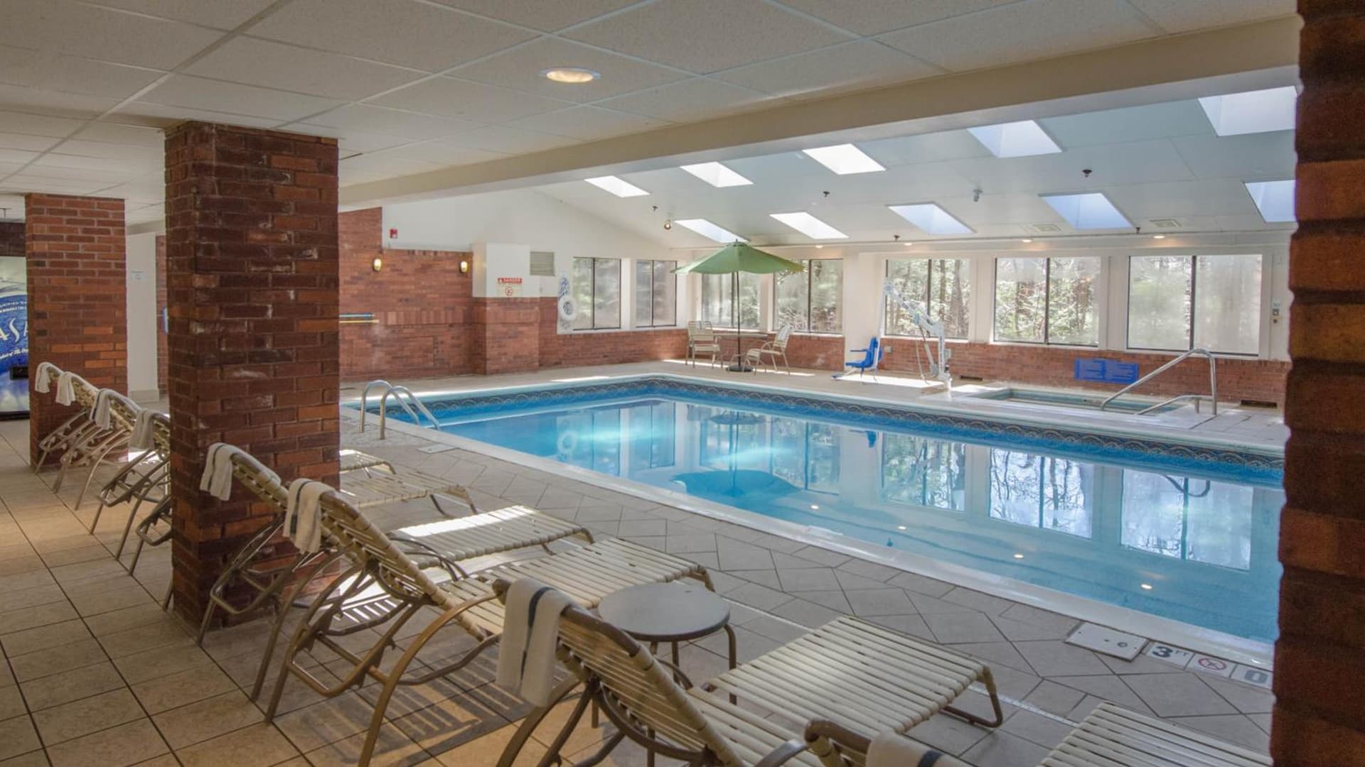 Holiday Inn Express South Burlington by IHG gallery photo in Burlington, VT — image 48