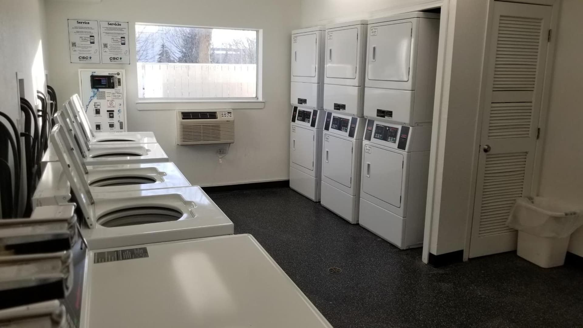 InTown Suites Extended Stay Minneapolis MN - Burnsville property views in Burnsville, MN — gallery photo 3