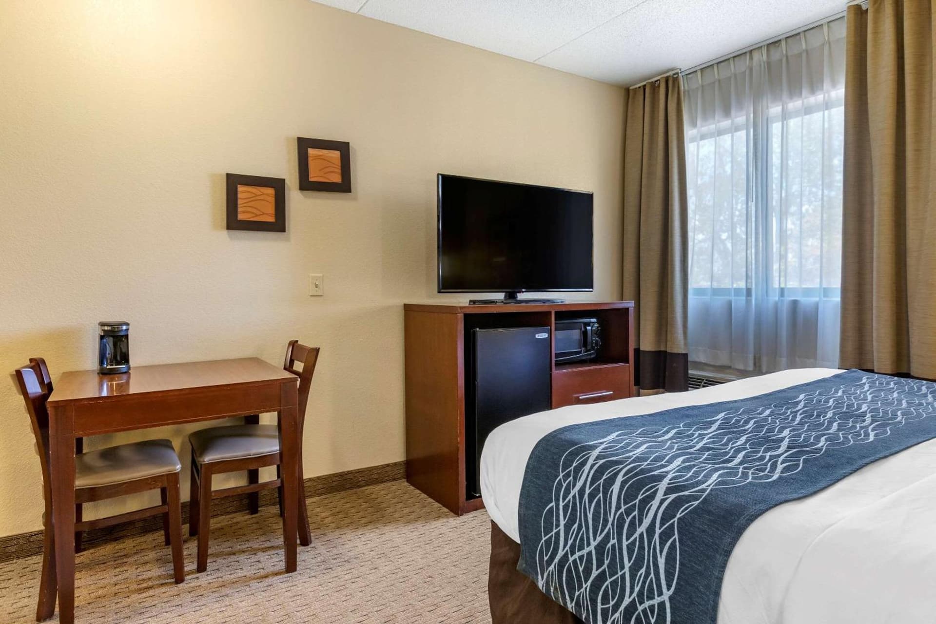 Comfort Inn Warren - Detroit North gallery photo in Warren, MI — image 31