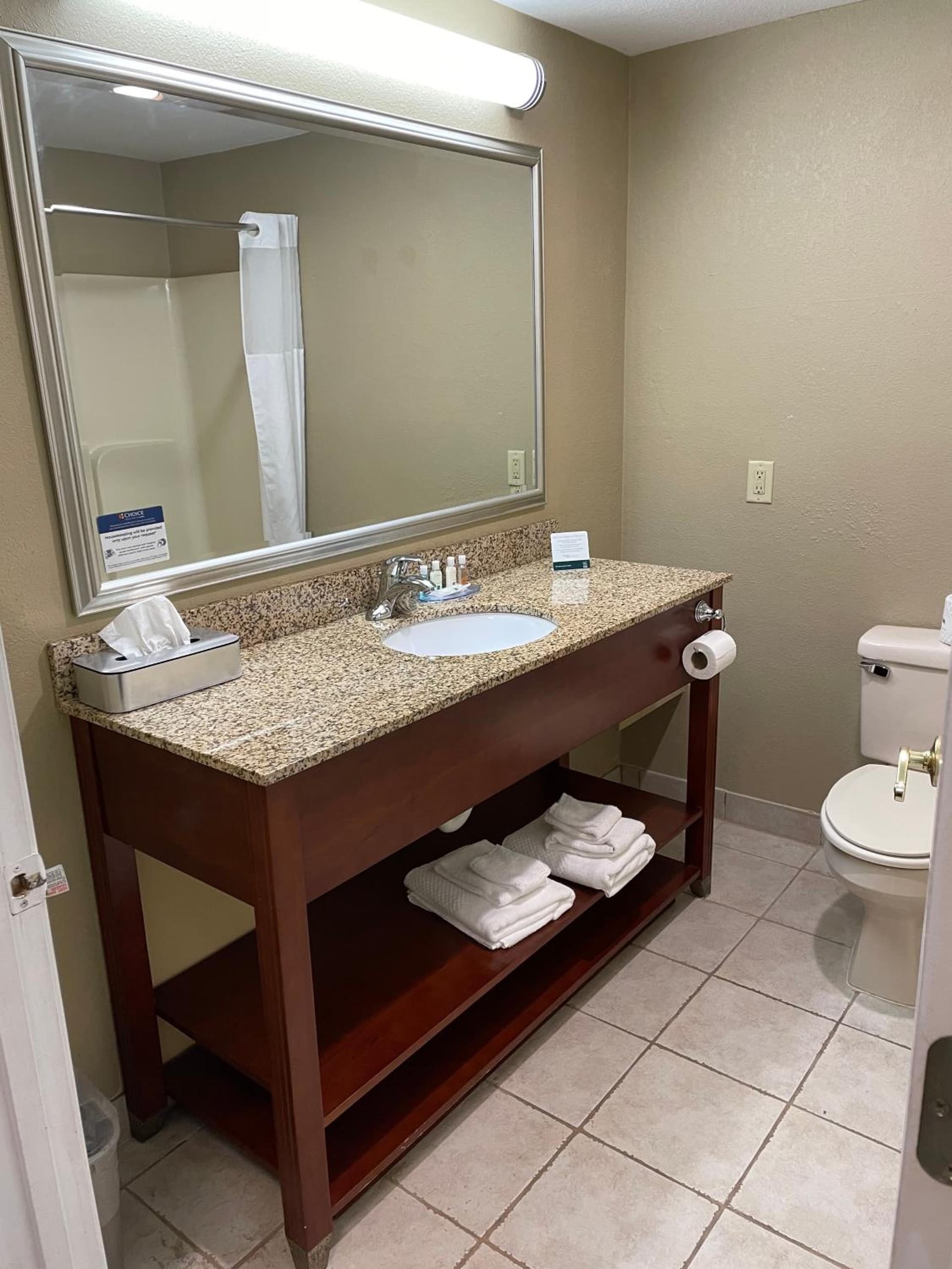 Quality Inn & Suites Georgetown - Seaford gallery photo in Georgetown, DE — image 8