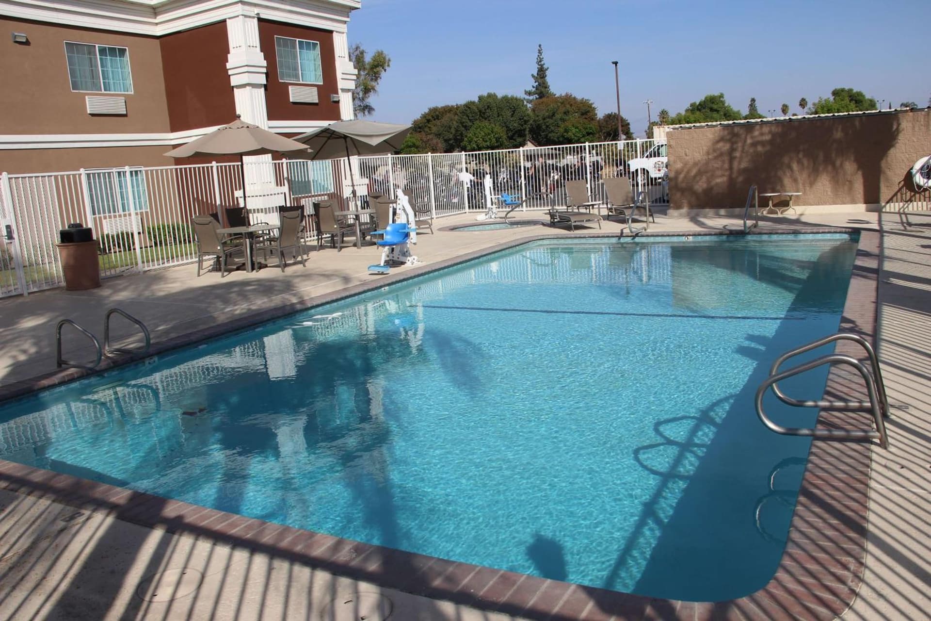 Best Western Americana gallery photo in Dinuba, CA — image 9