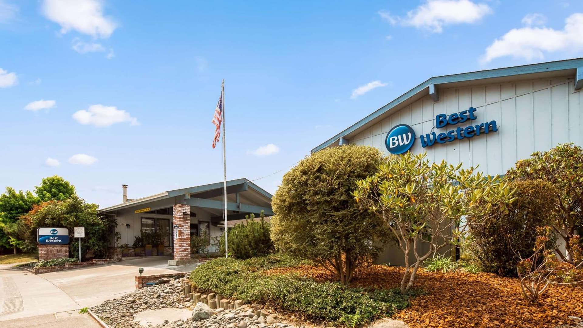 Best Western Arcata Inn featured exterior or lobby in Arcata, CA — similar hotel