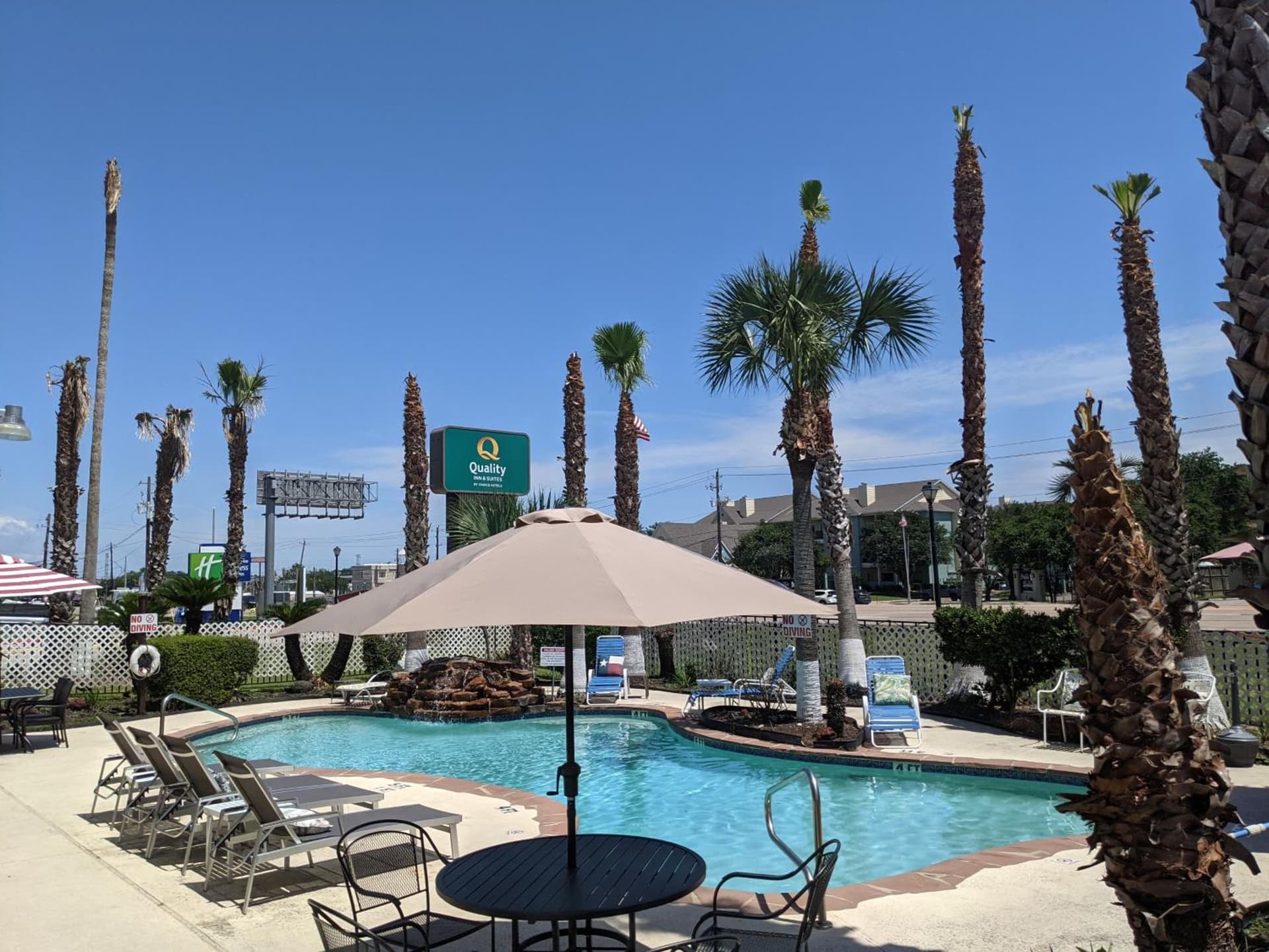 Quality Inn & Suites Seabrook- NASA- Kemah interior in Seabrook, TX — gallery photo 2