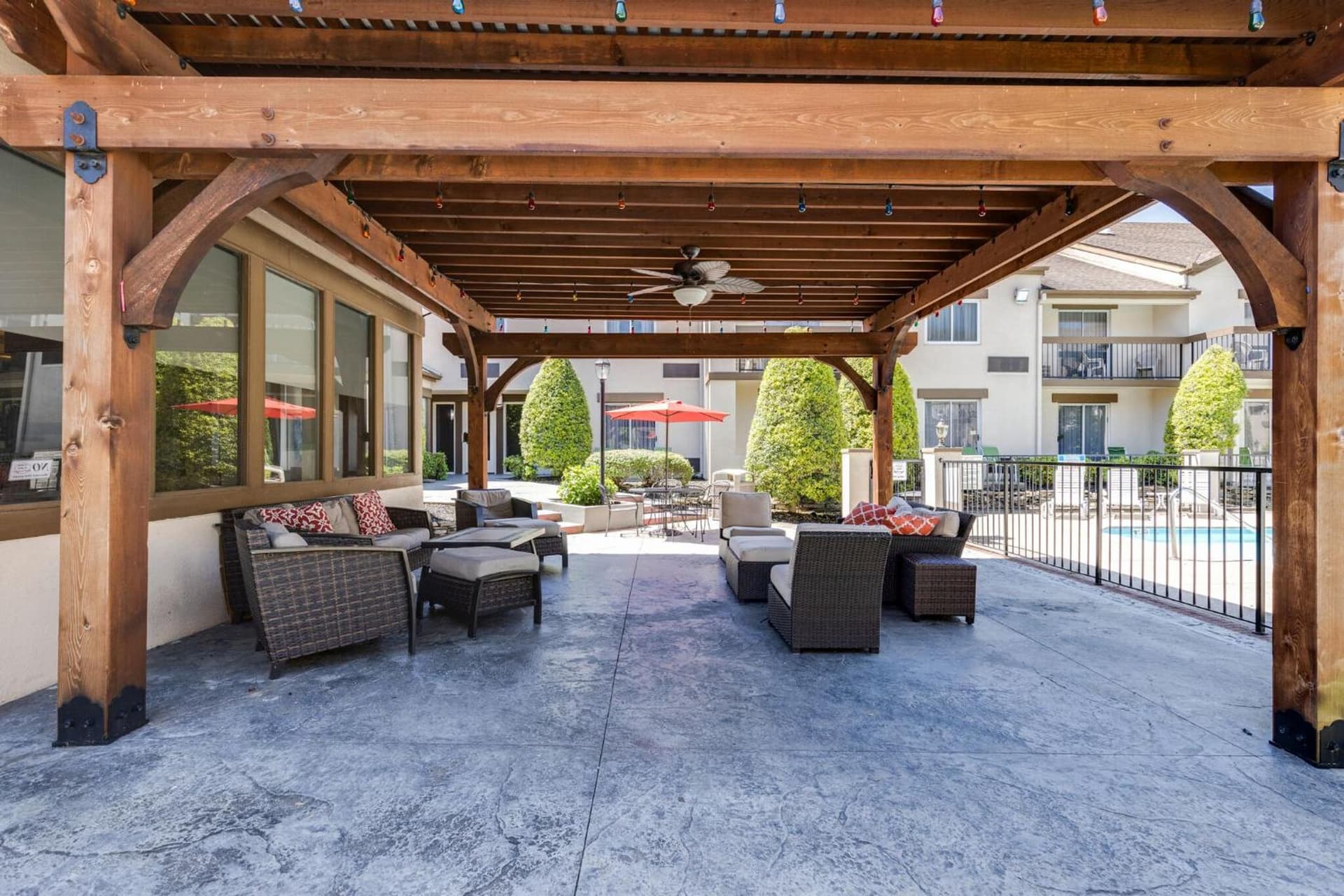 Club Hotel Nashville Inn & Suites property views in Nashville, TN — gallery photo 3
