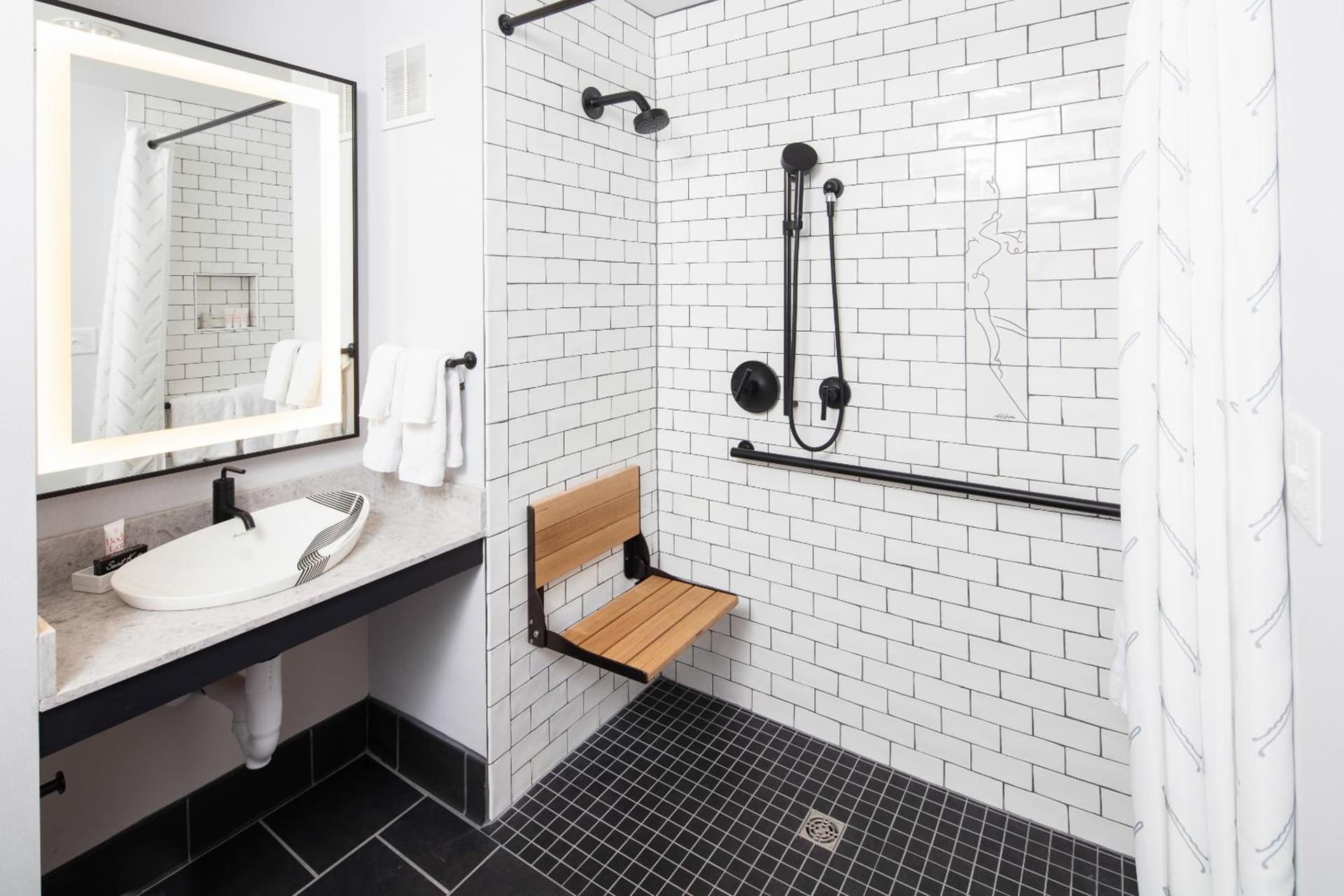 Saint Kate - The Arts Hotel gallery photo in Milwaukee, WI — image 31