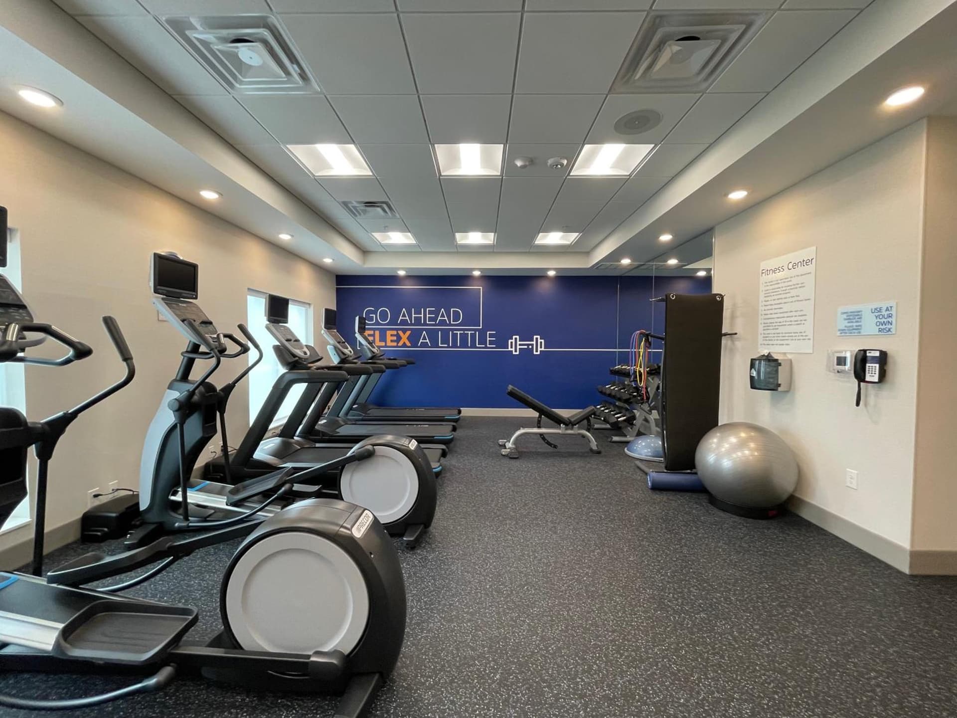 Holiday Inn Express & Suites - Ft. Smith - Airport by IHG gallery photo in Fort Smith, AR — image 12