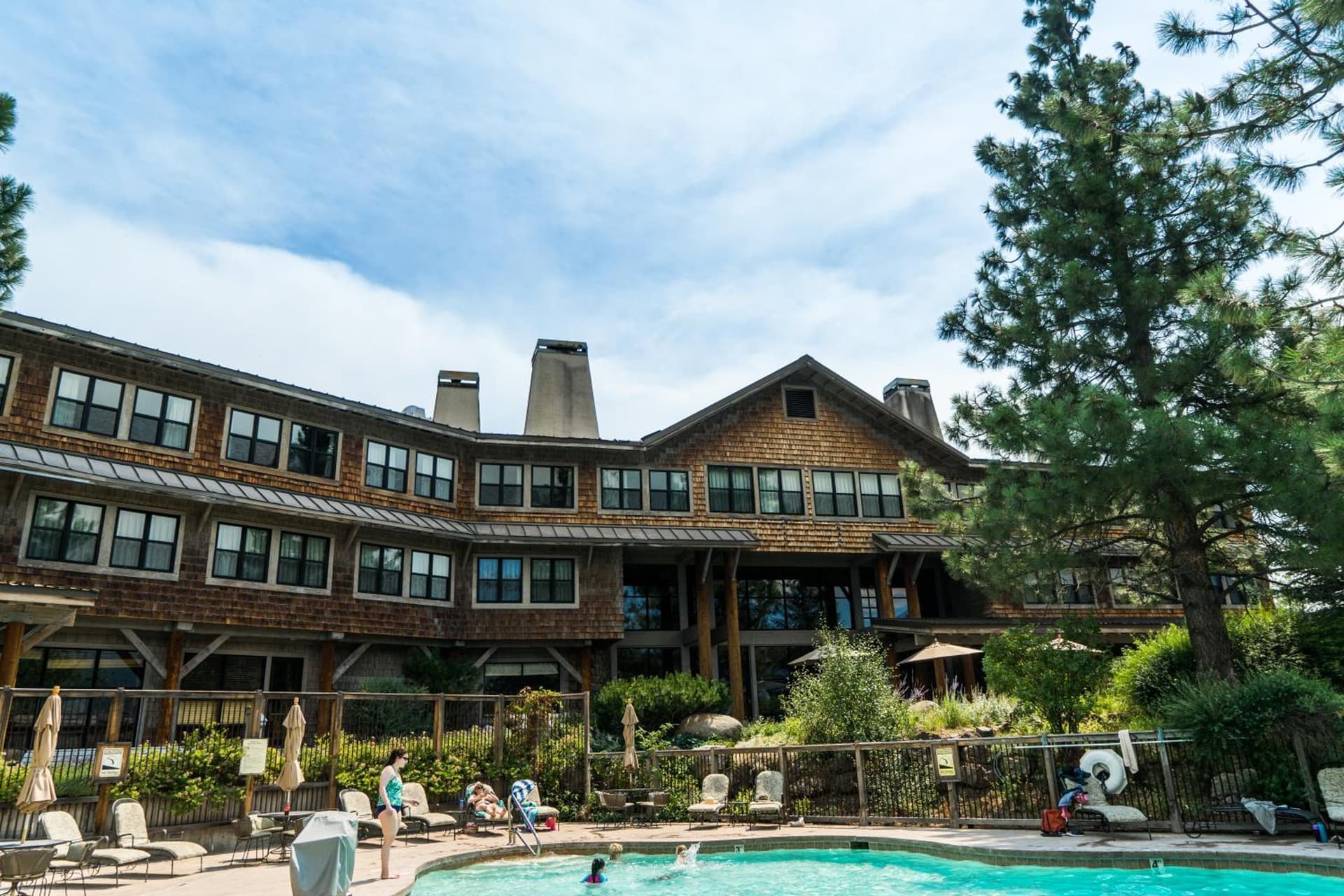 Sun Mountain Lodge property views in Winthrop, WA — gallery photo 3