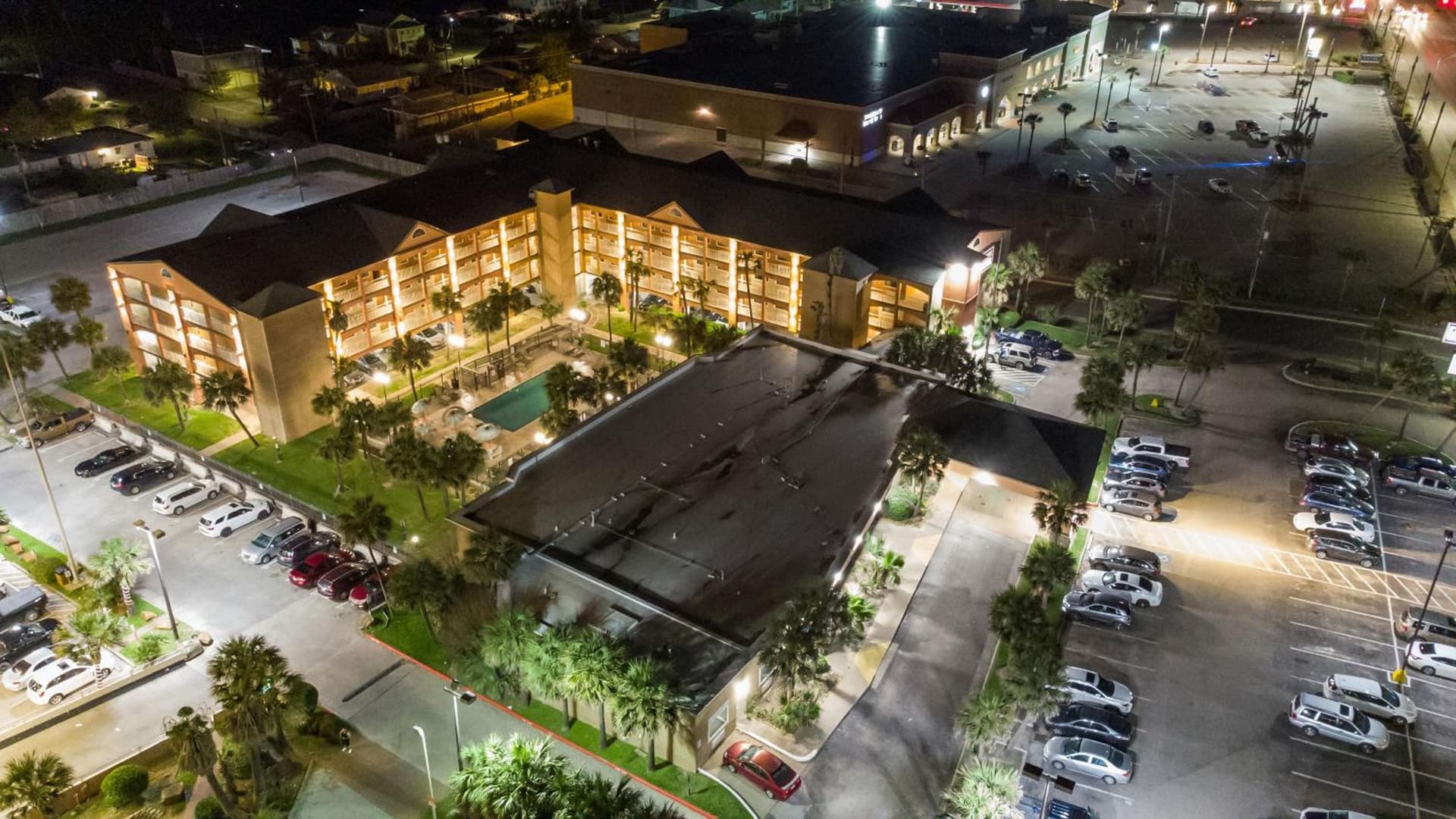 Beachfront Palms Resort Galveston, an Ascend Collection Hotel gallery photo in Galveston, TX — image 67