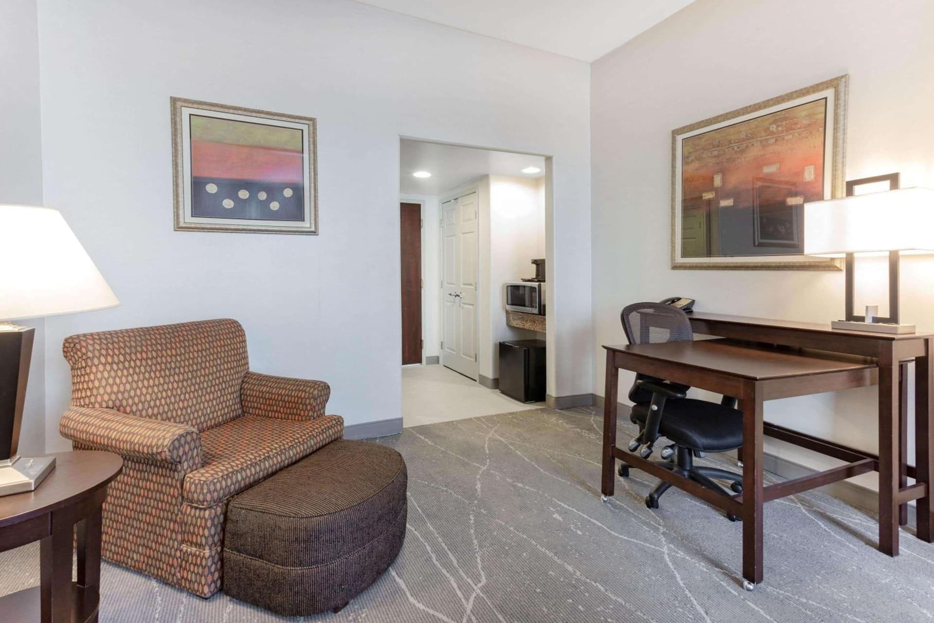 Wingate by Wyndham Tinley Park property views in Tinley Park, IL — gallery photo 3