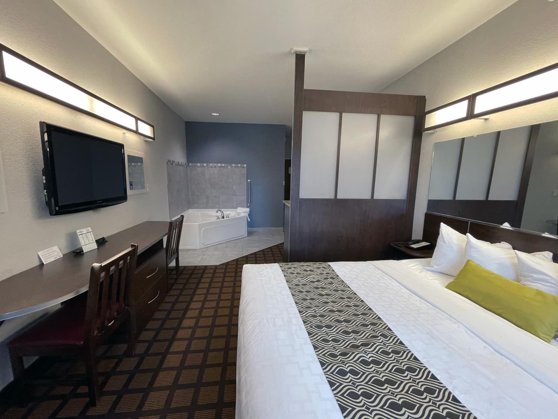 Microtel Inn & Suites by Wyndham Michigan City gallery photo in Michigan City, IN — image 26