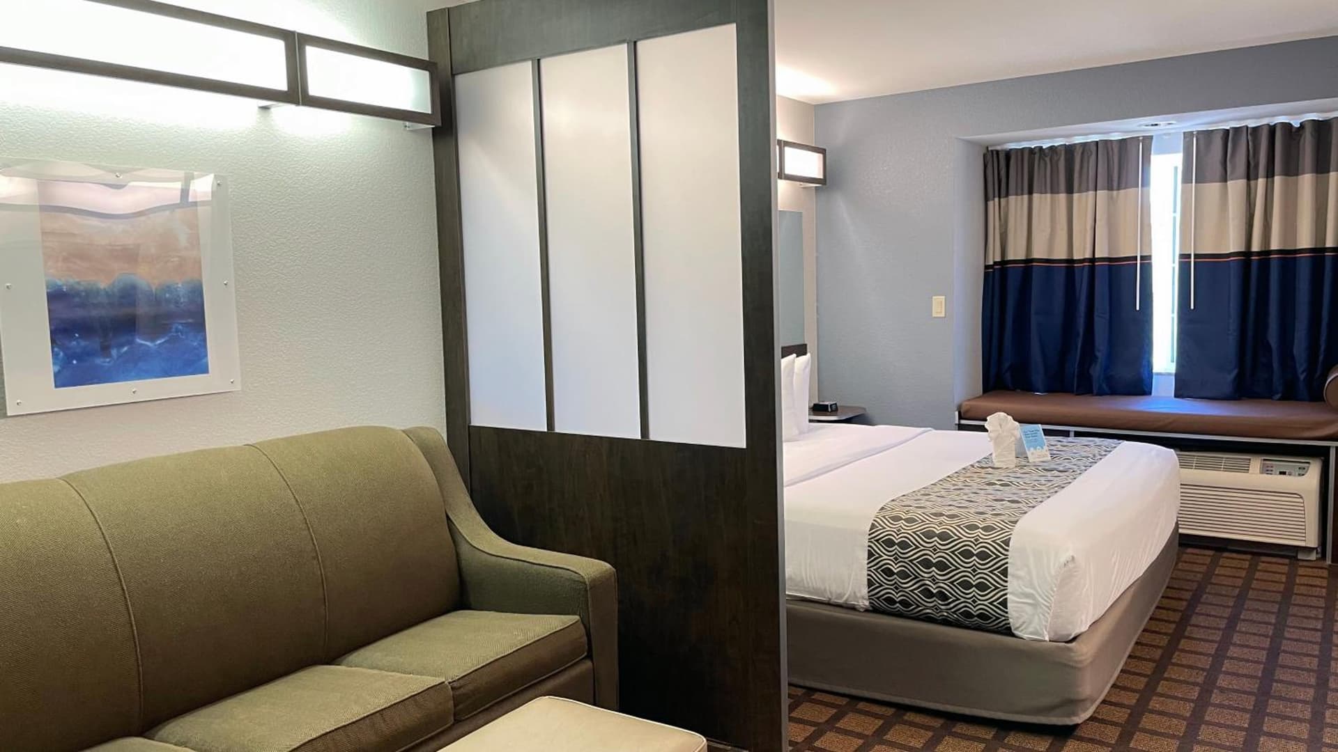 Microtel Inn & Suites by Wyndham Michigan City gallery photo in Michigan City, IN — image 33