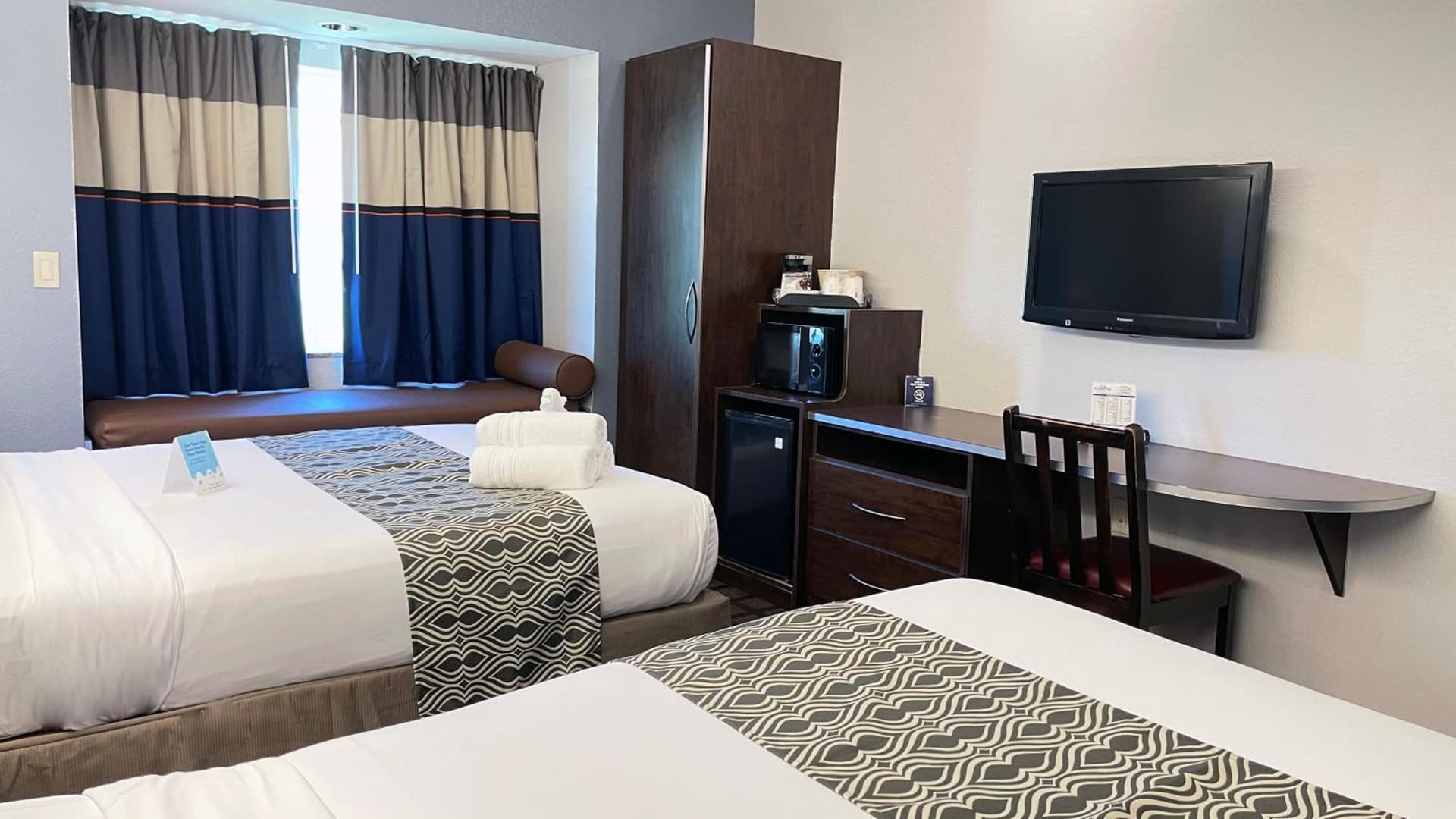 Microtel Inn & Suites by Wyndham Michigan City gallery photo in Michigan City, IN — image 18