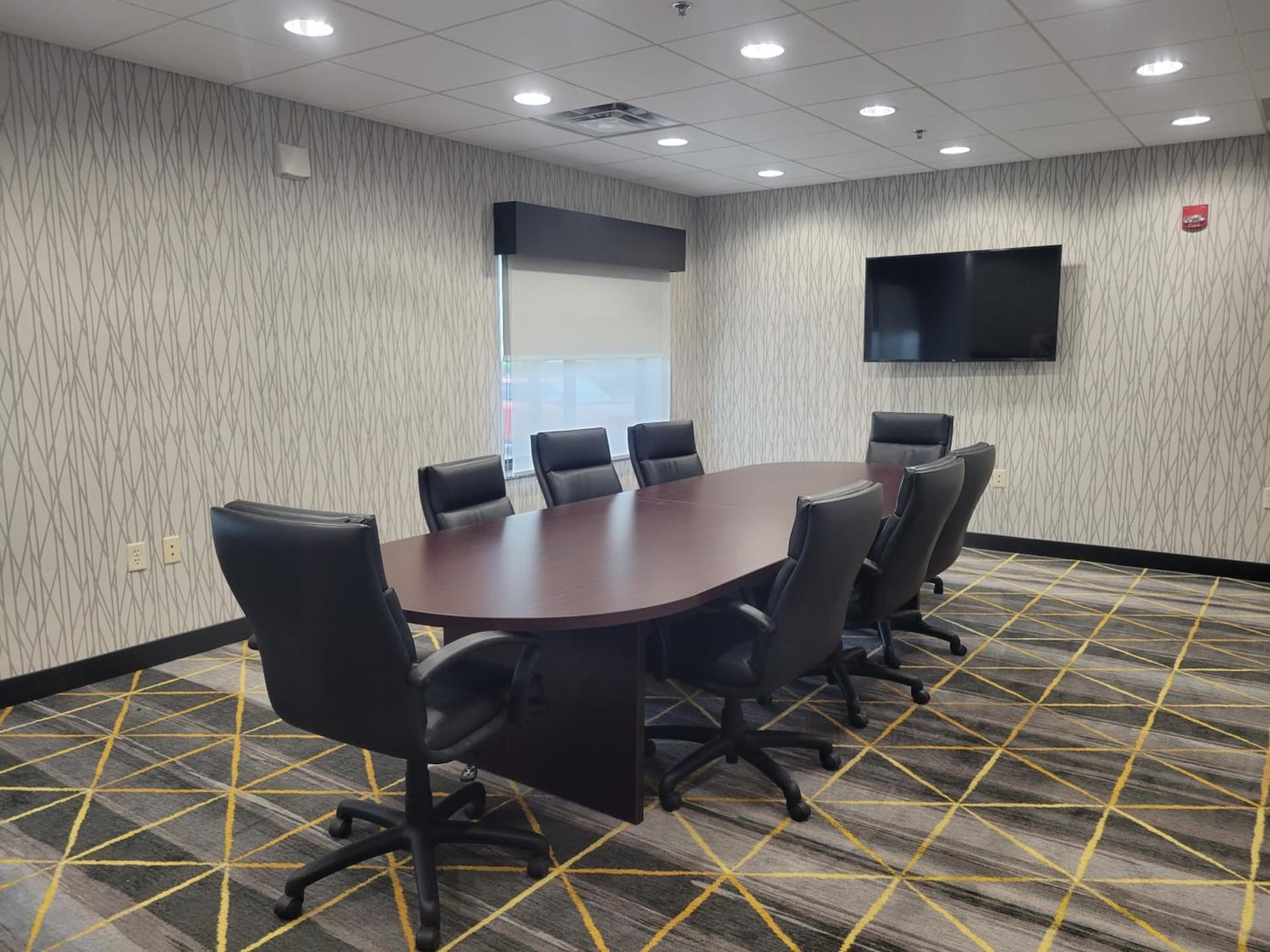 Holiday Inn Hotel & Suites Ann Arbor University of Michigan Area by IHG gallery photo in Ann Arbor, MI — image 23