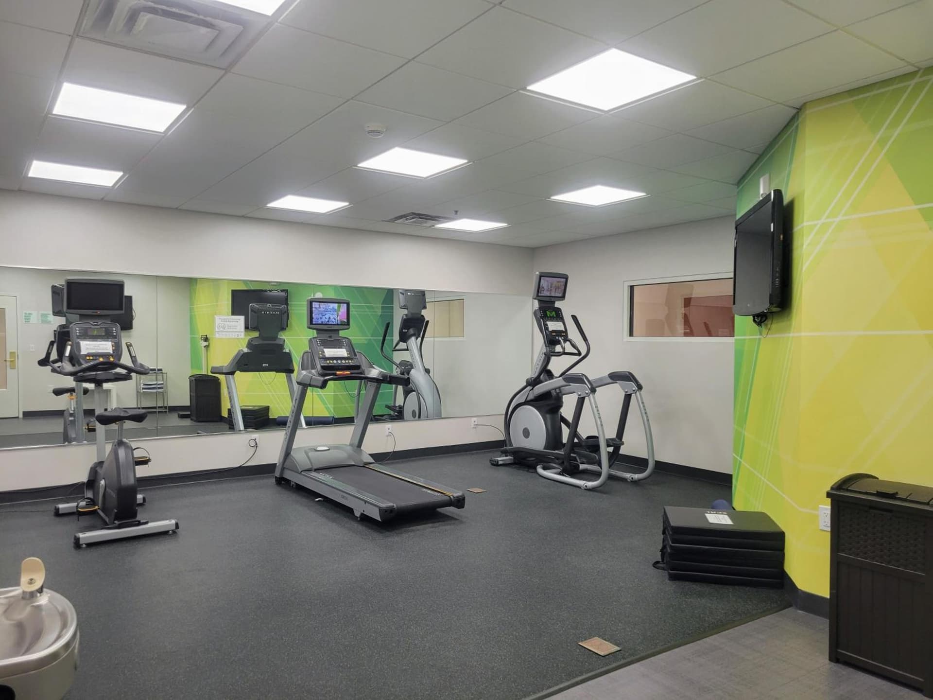Holiday Inn Hotel & Suites Ann Arbor University of Michigan Area by IHG gallery photo in Ann Arbor, MI — image 16