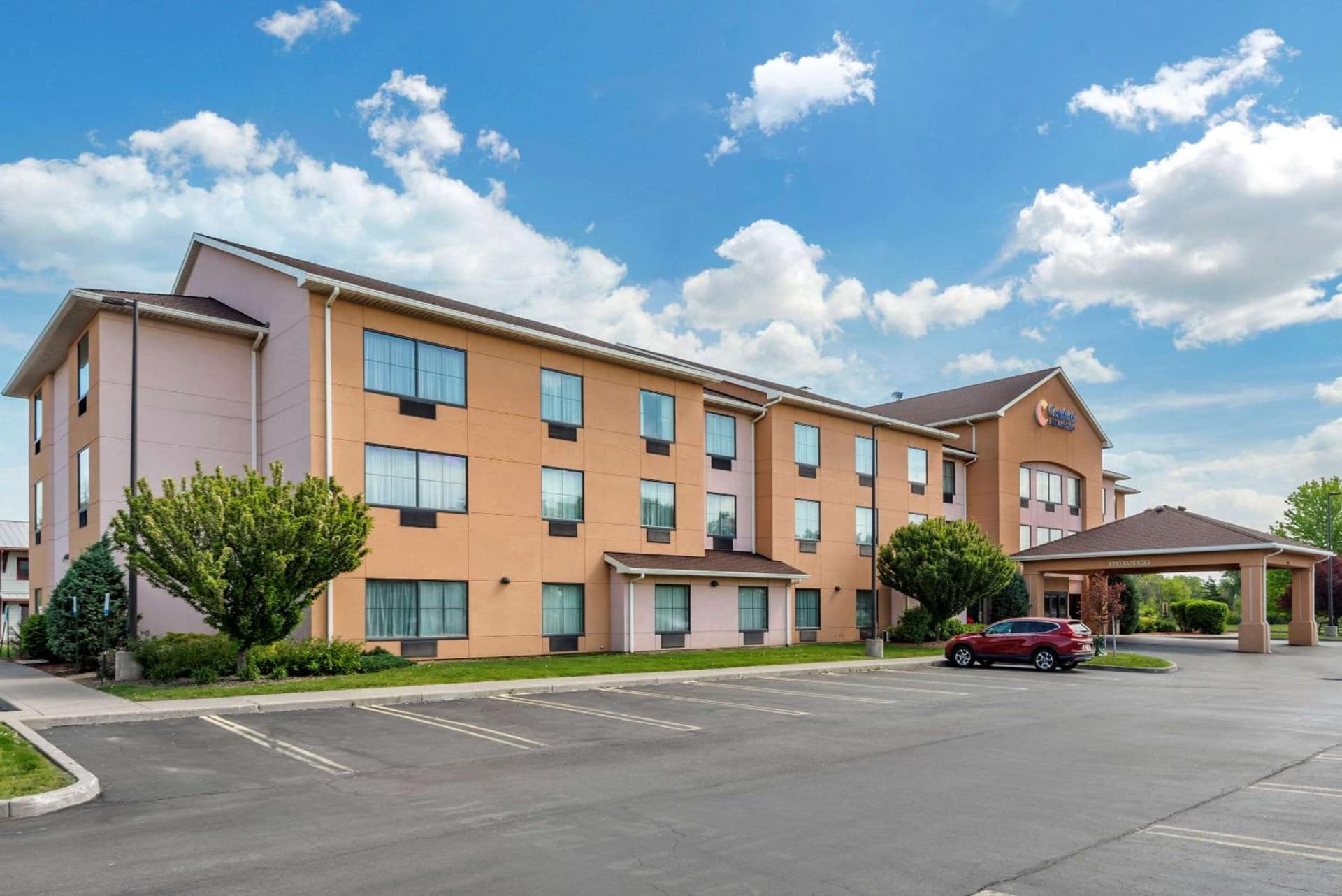 Comfort Inn & Suites Farmington - Victor featured exterior or lobby in Farmington — similar hotel