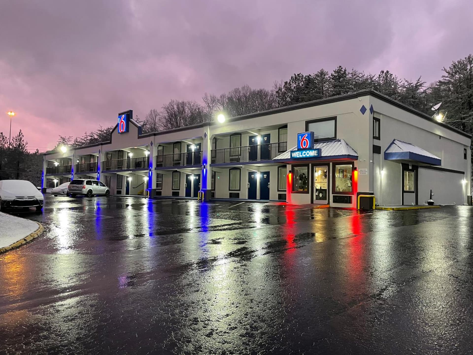 Motel 6-Kingston, TN featured exterior or lobby in Kingston, TN — similar hotel