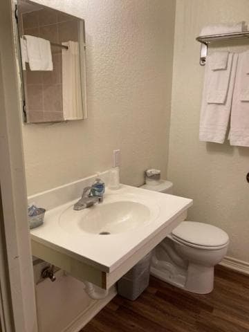 Horseshoe Riverside Lodge gallery photo in Canyon Lake, TX — image 15