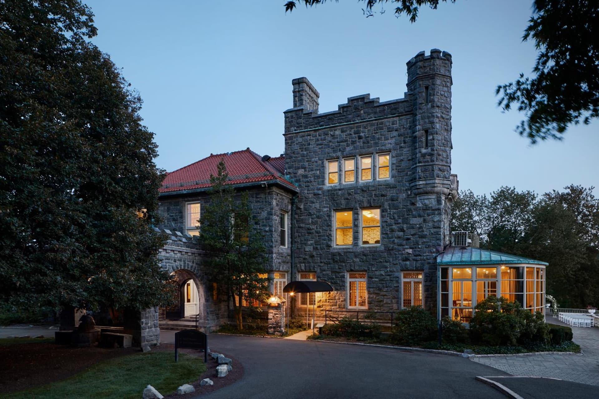Tarrytown House Estate interior in Tarrytown, NY — gallery photo 2