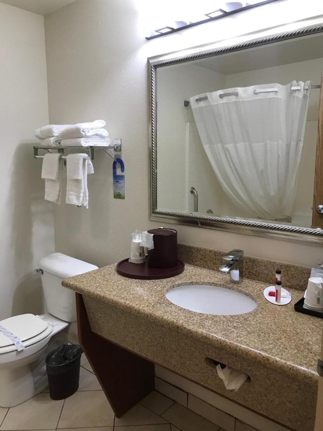 Days Inn & Suites by Wyndham Gresham gallery photo in Gresham, OR — image 28