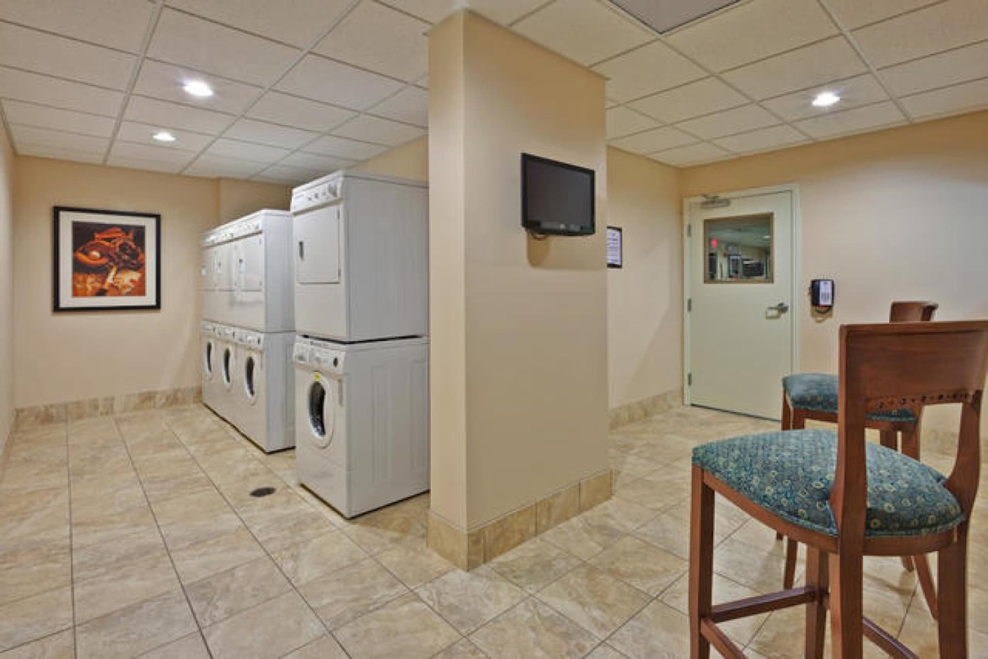 Staybridge Suites Indianapolis-Carmel by IHG gallery photo in Carmel, IN — image 23