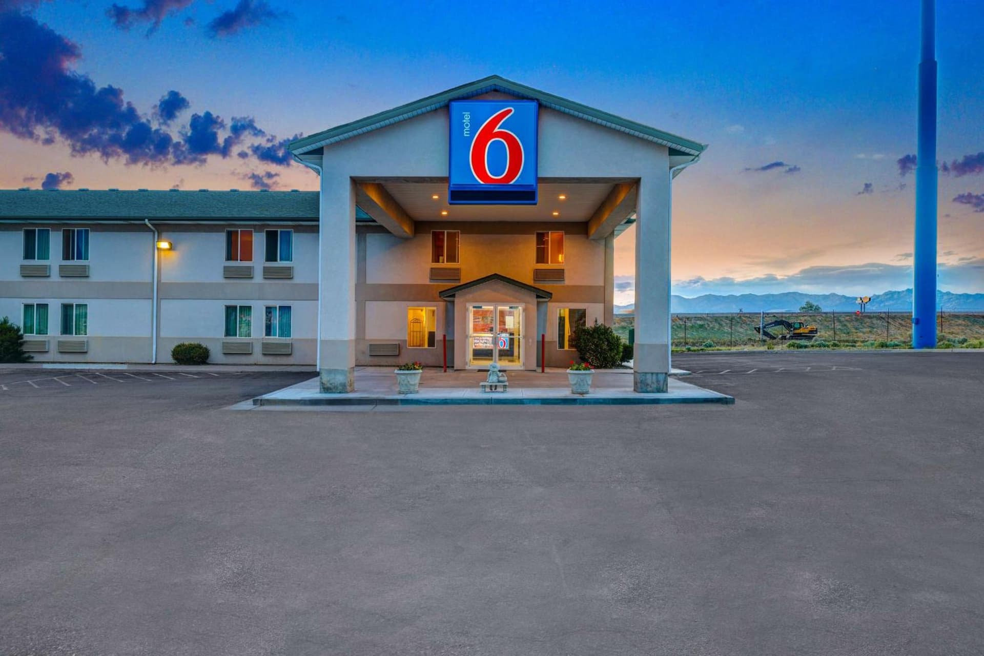 Motel 6-Beaver, UT featured exterior or lobby in Beaver, UT — similar hotel