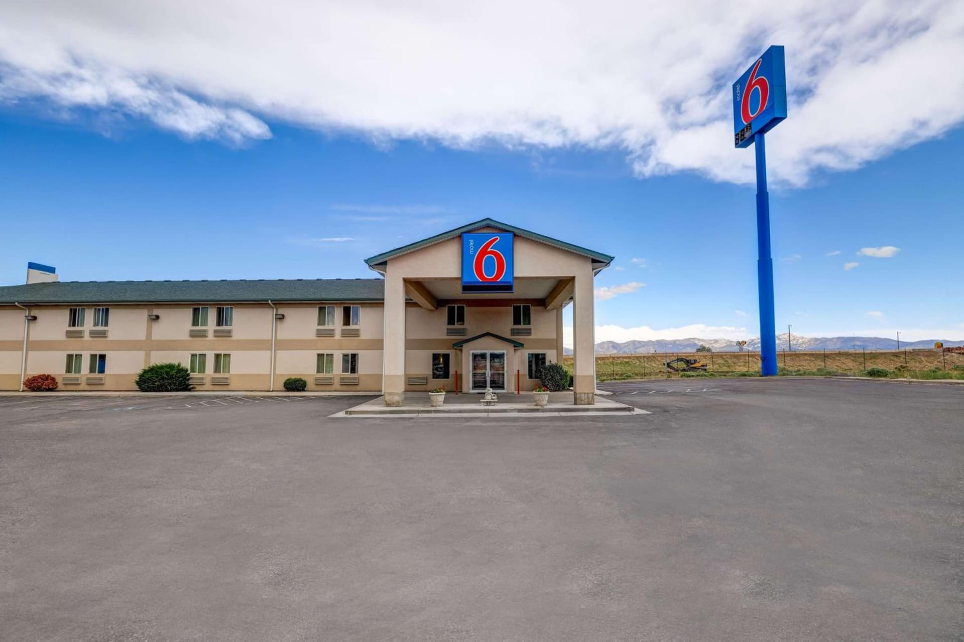 Motel 6-Beaver, UT interior in Beaver, UT — gallery photo 2