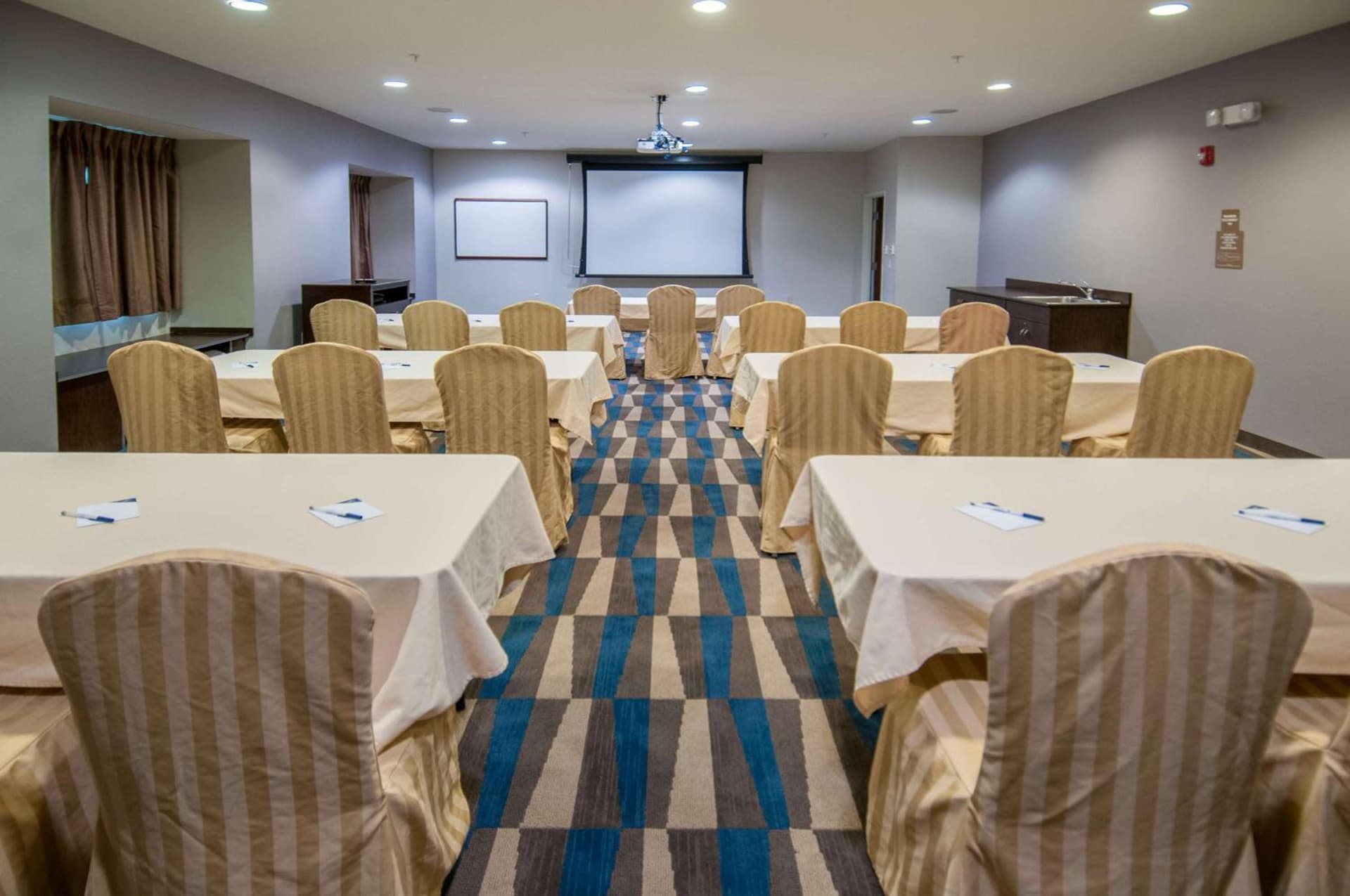 Microtel Inn & Suites by Wyndham Pearl River/Slidell gallery photo in Pearl River, LA — image 26