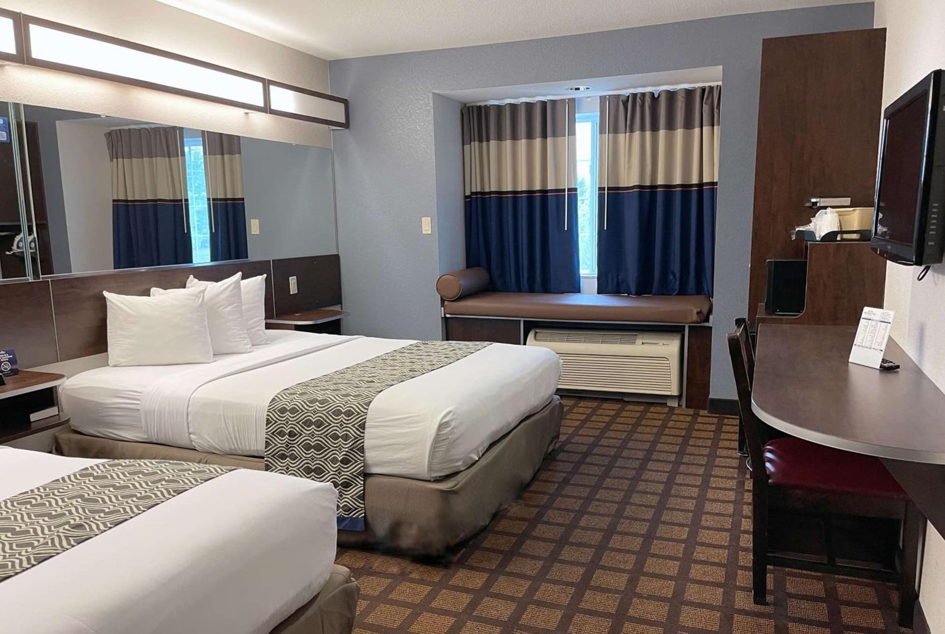 Microtel Inn & Suites by Wyndham Michigan City gallery photo in Michigan City, IN — image 22